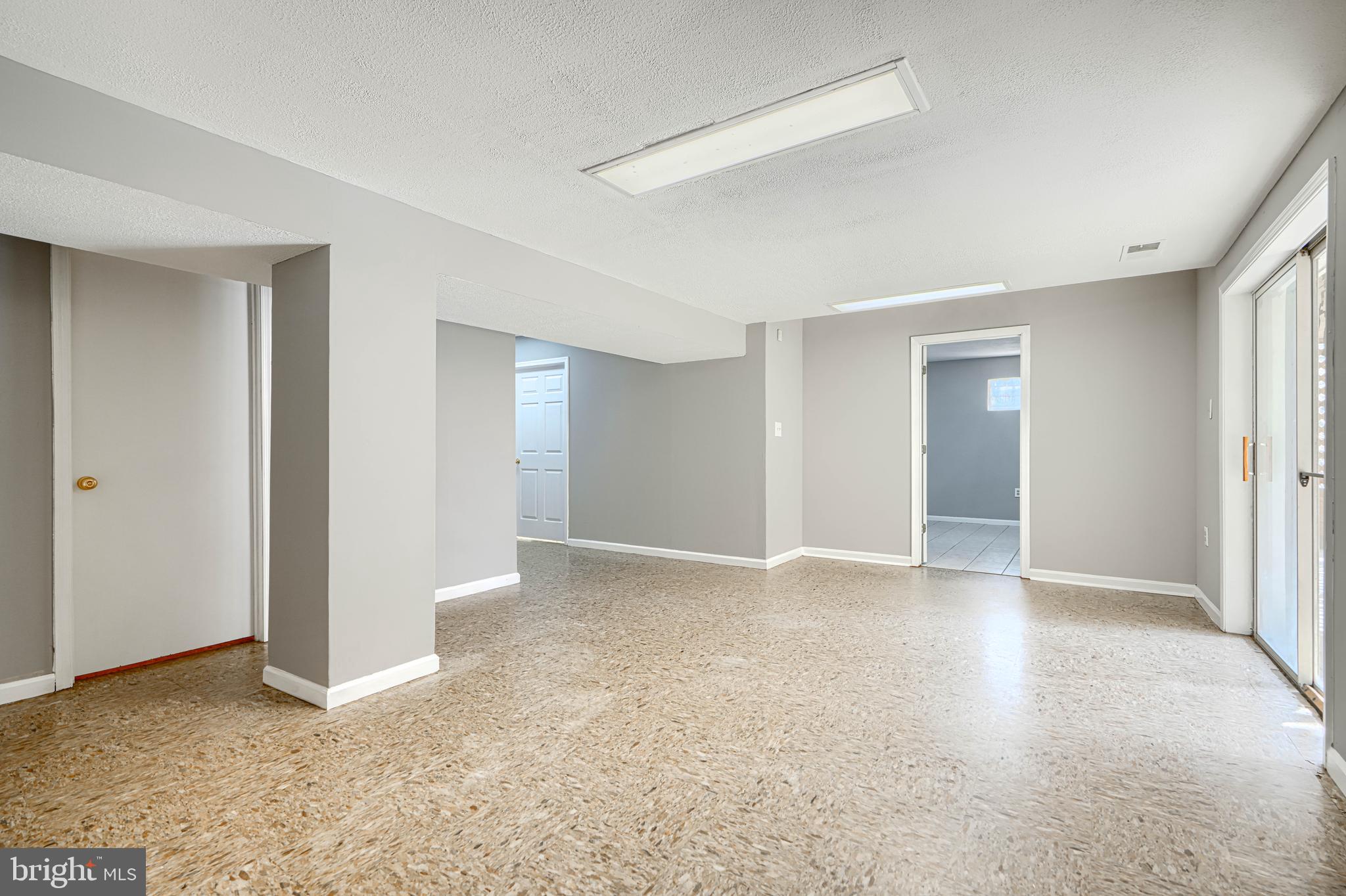 HUNT RIDGE - Residential