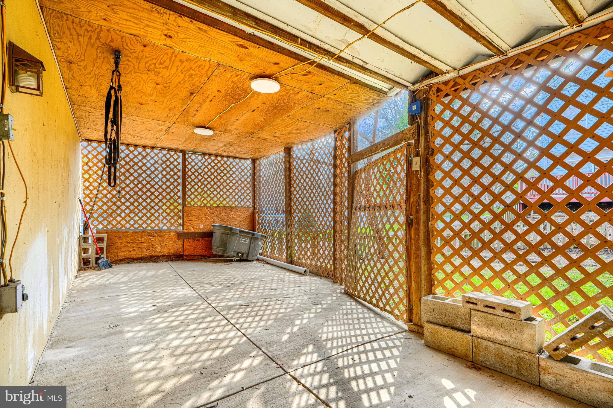 HUNT RIDGE - Residential