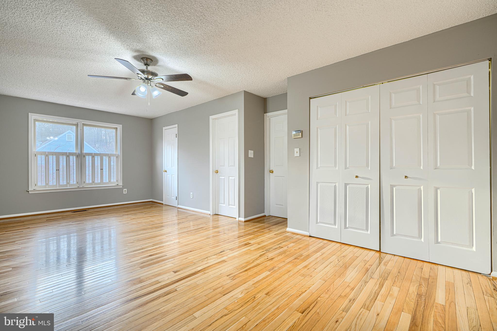 HUNT RIDGE - Residential