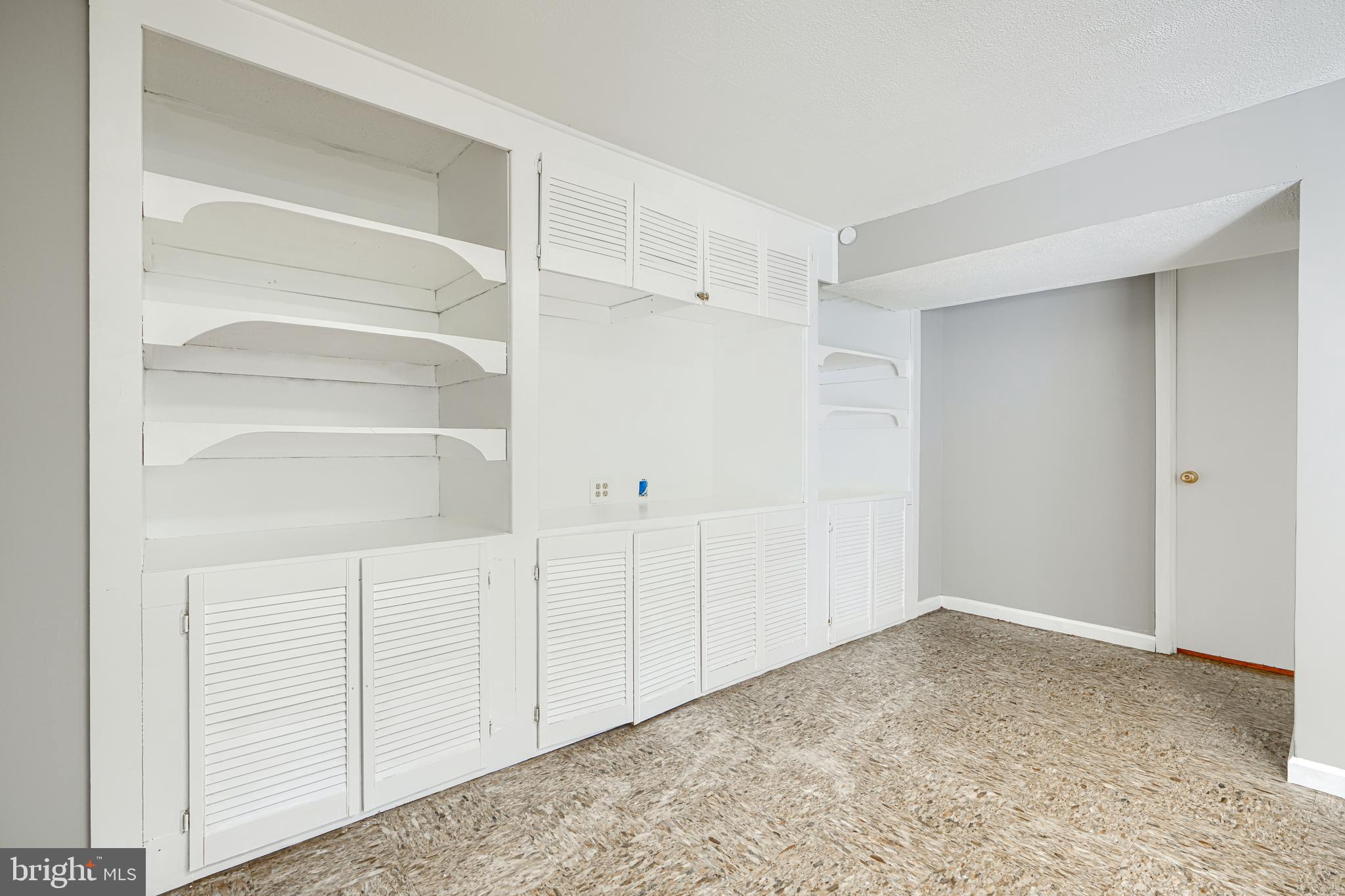 HUNT RIDGE - Residential