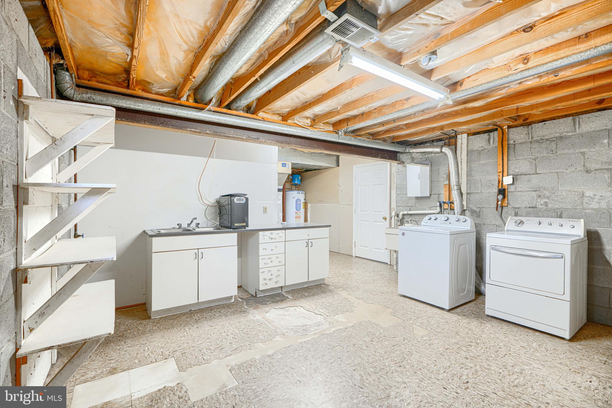 HUNT RIDGE - Residential