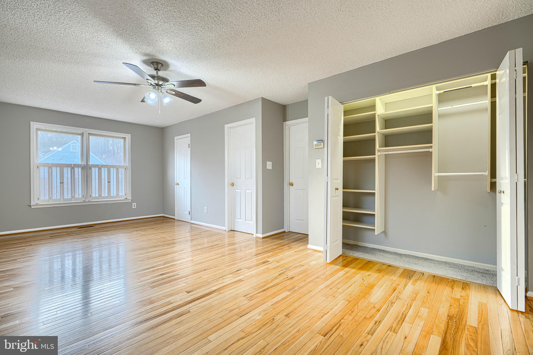 HUNT RIDGE - Residential