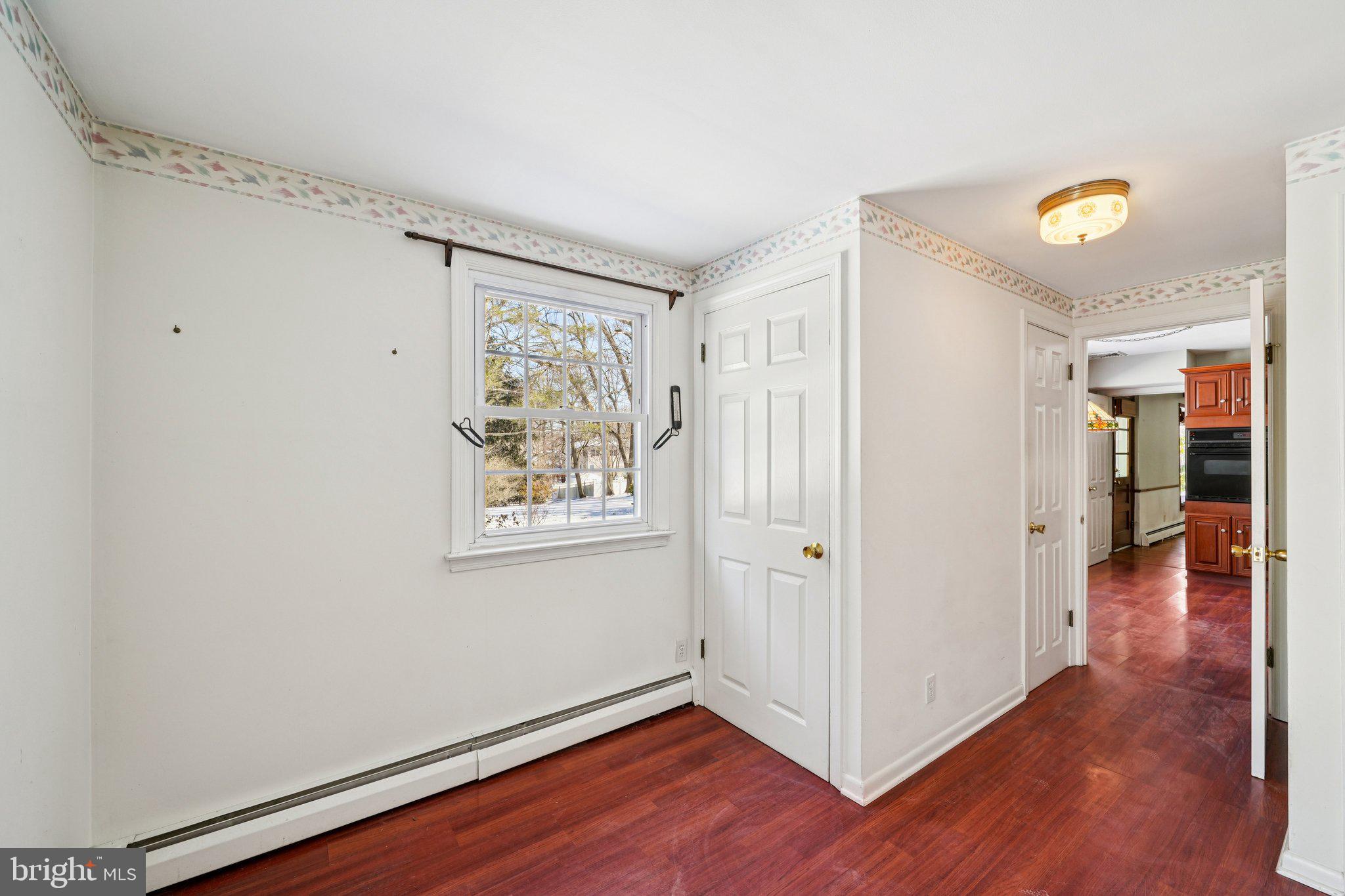 VALLEY FALLS - Residential