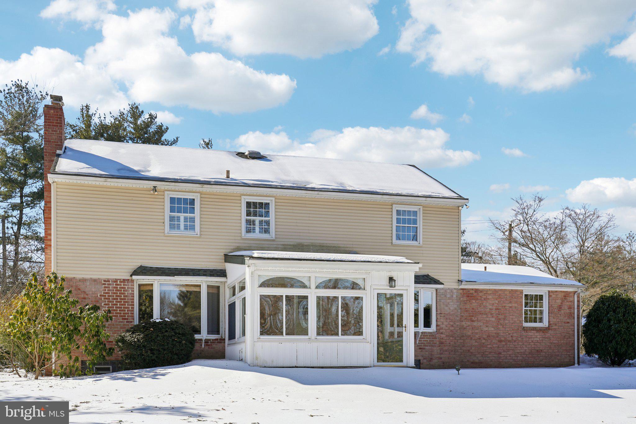 VALLEY FALLS - Residential