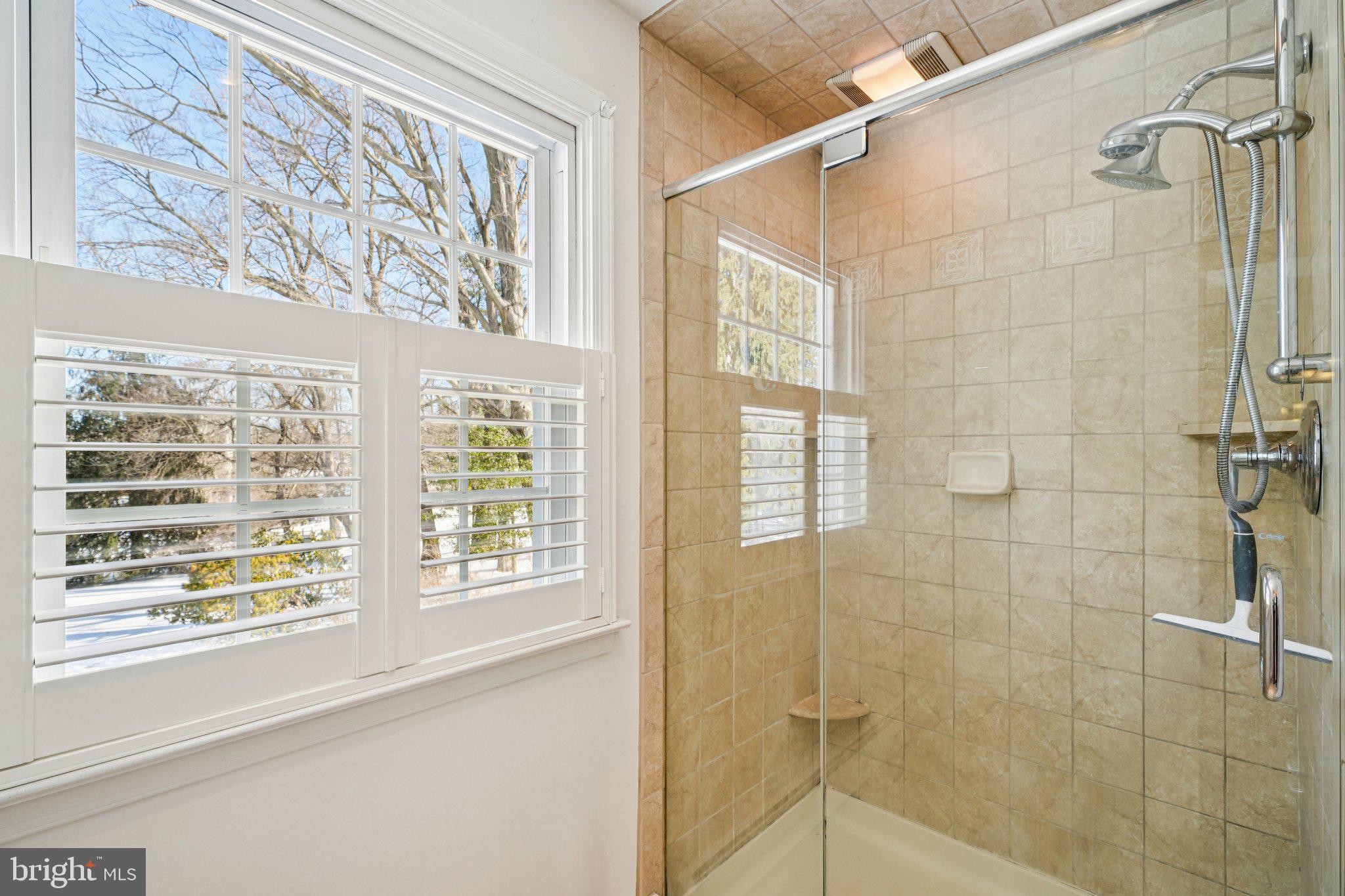 VALLEY FALLS - Residential