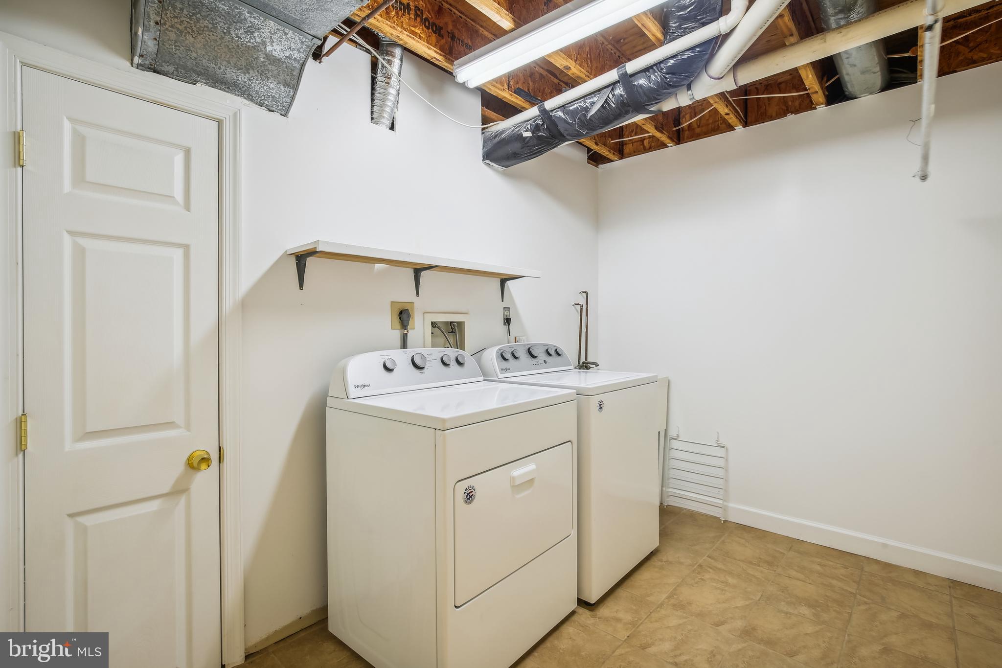 WOODFORD - Residential