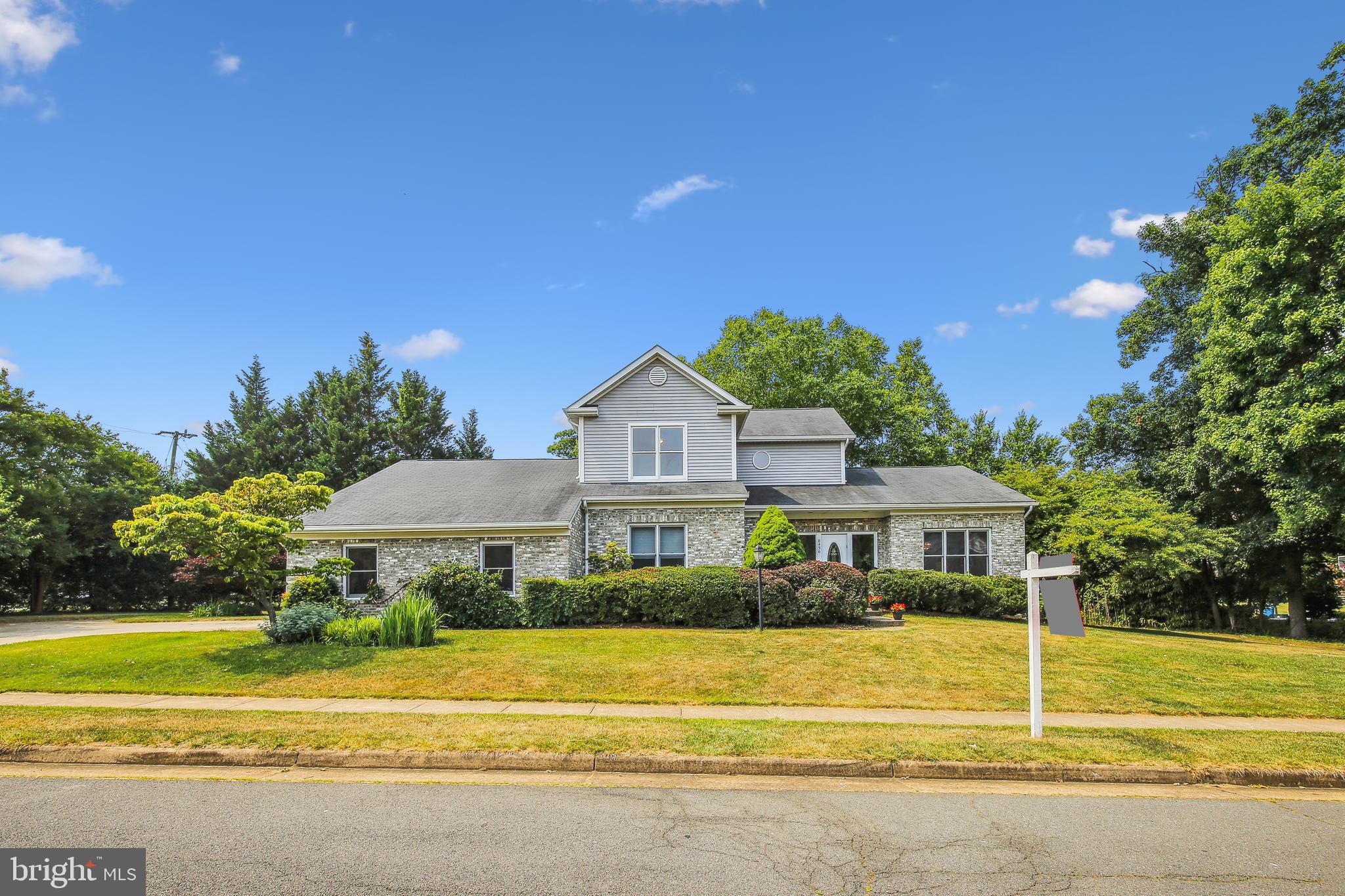 WOODFORD - Residential