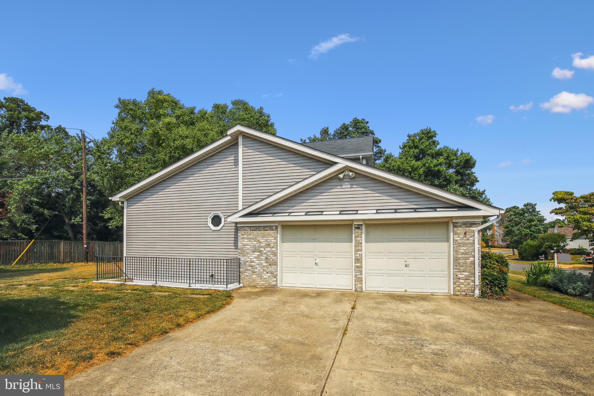 WOODFORD - Residential