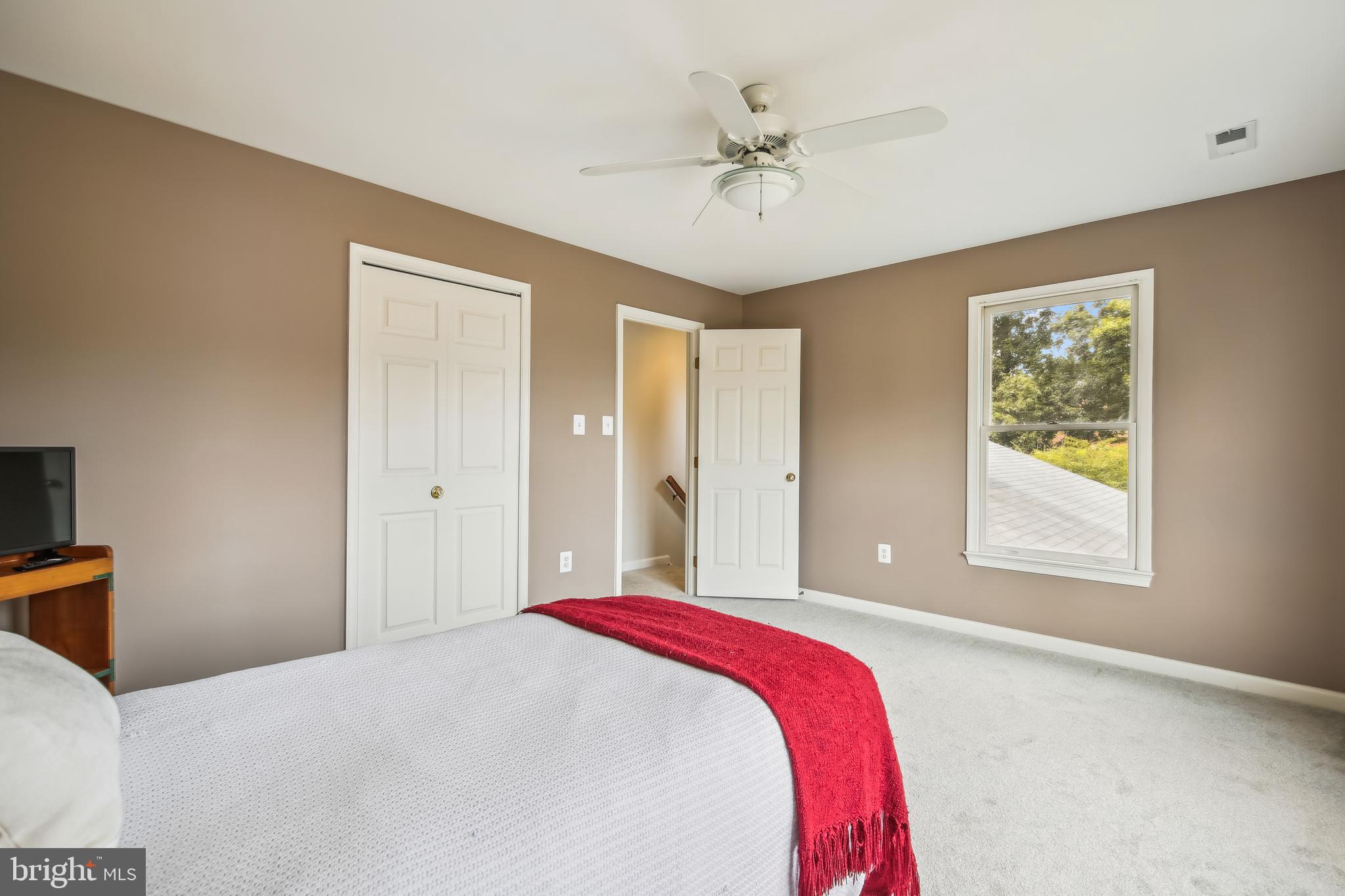 WOODFORD - Residential