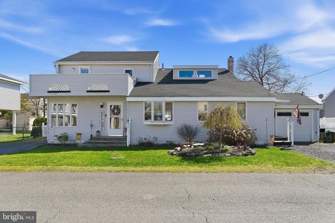 110 DOLLMORE AVENUE WARETOWN NJ 08758