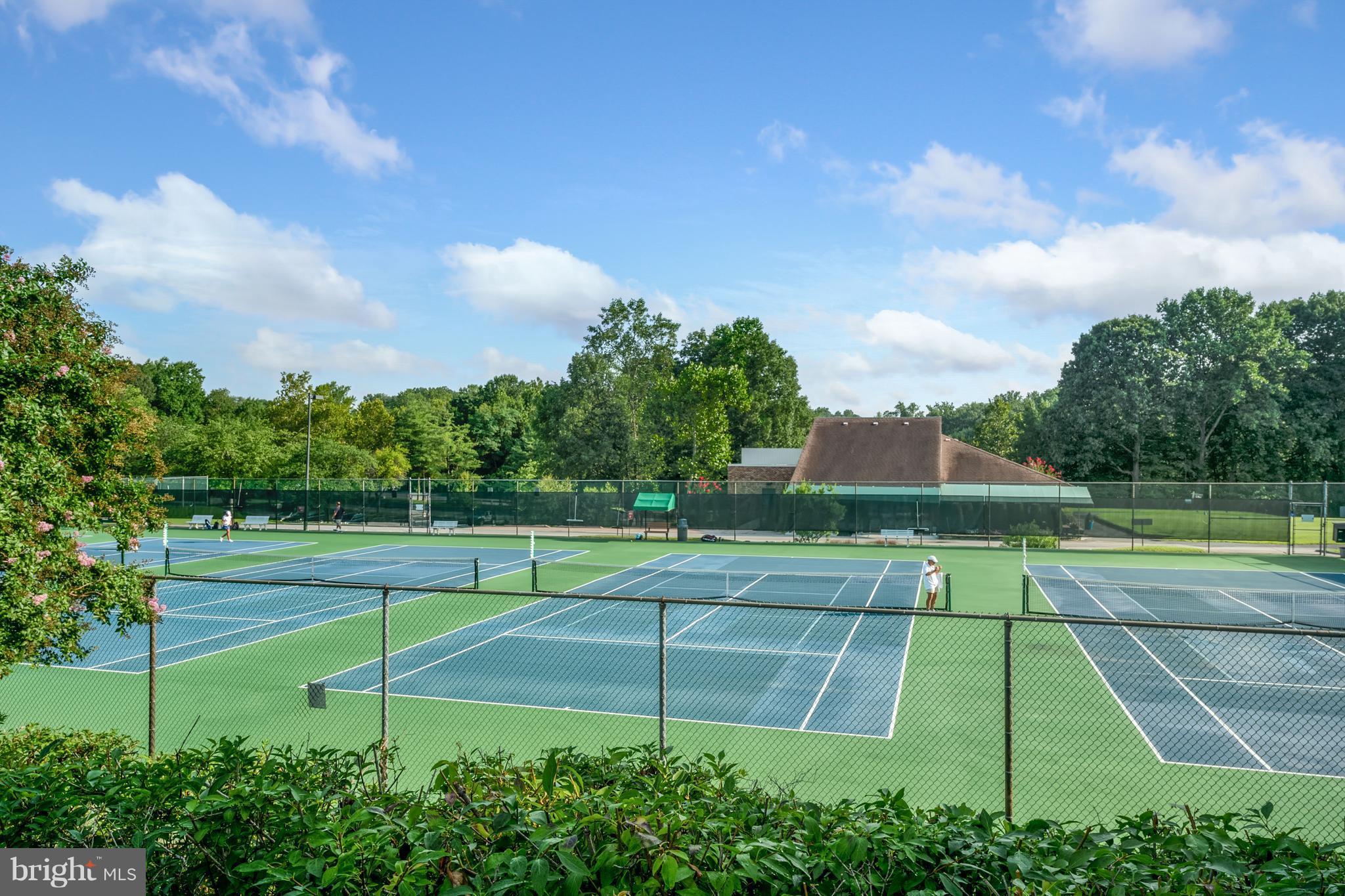 HERITAGE HARBOUR - Residential