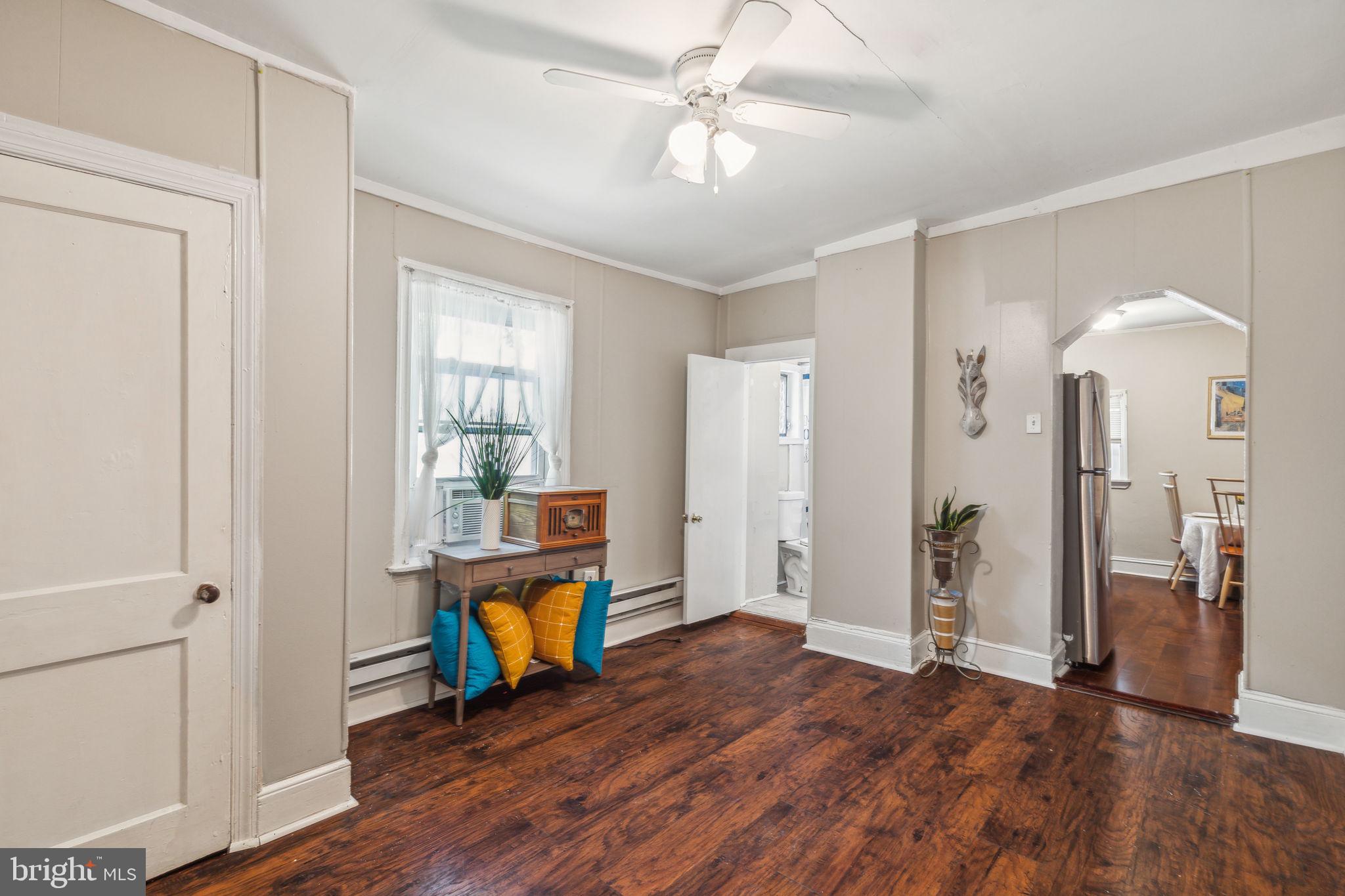 POINT BREEZE - Residential Lease
