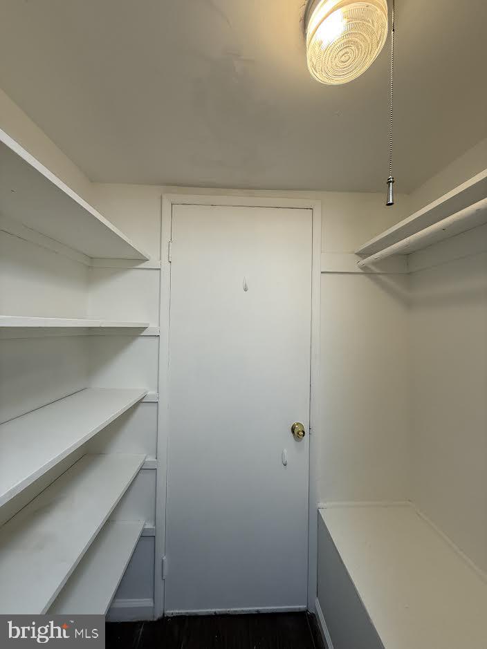 KENSINGTON TERRACE - Residential Lease