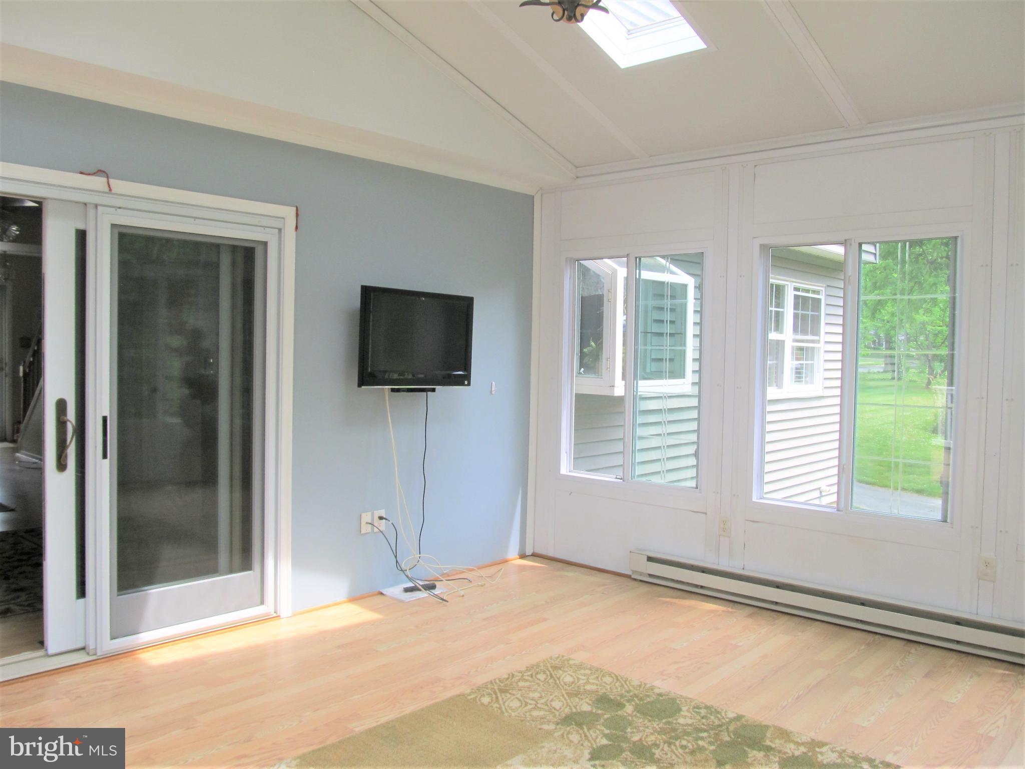 LINTHICUM HEIGHTS - Residential