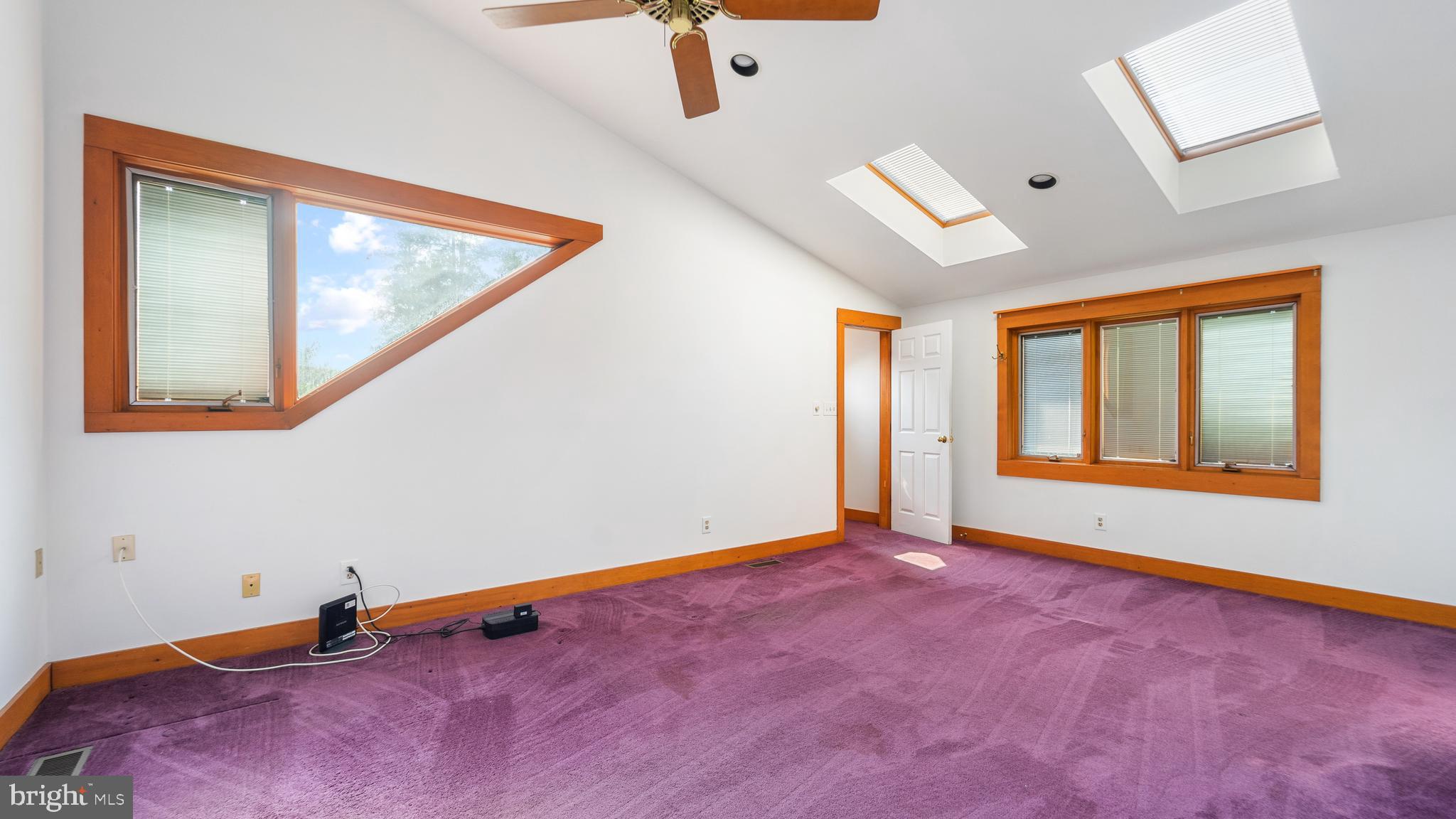 PIKESVILLE - Residential