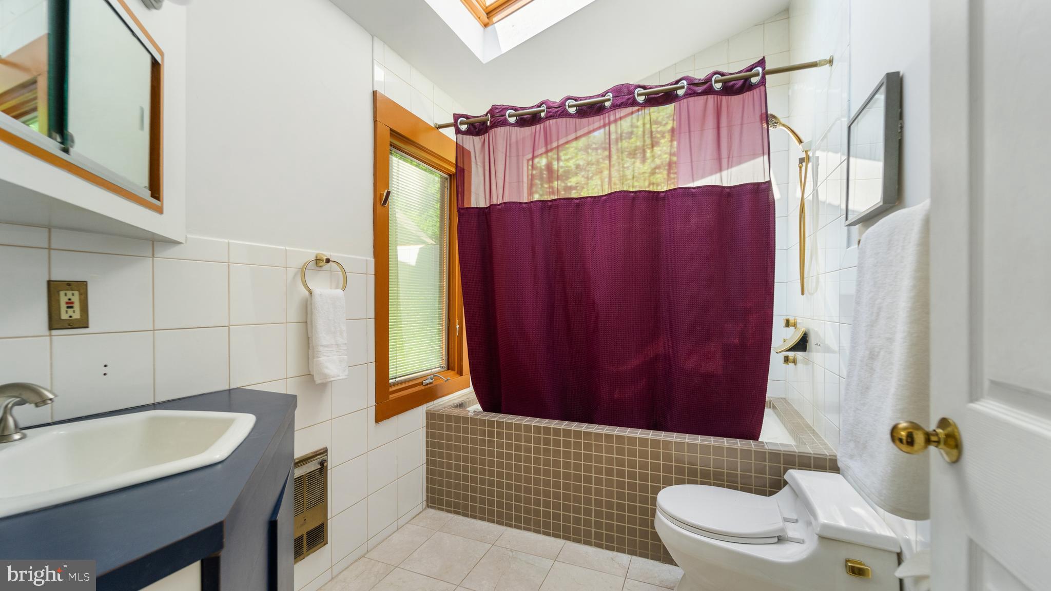 PIKESVILLE - Residential