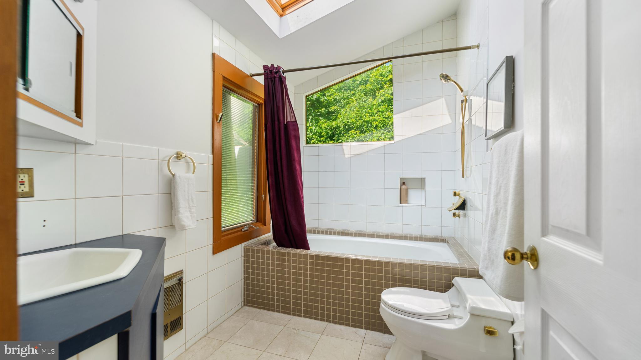 PIKESVILLE - Residential