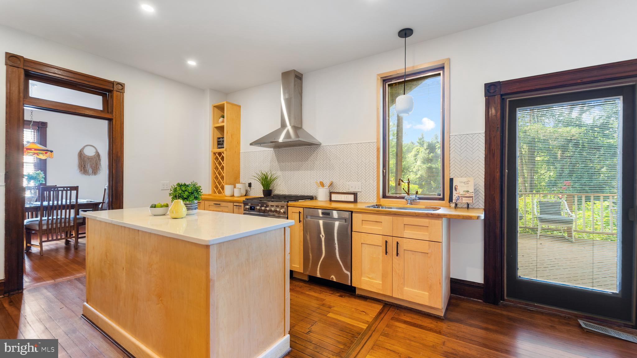 PIKESVILLE - Residential