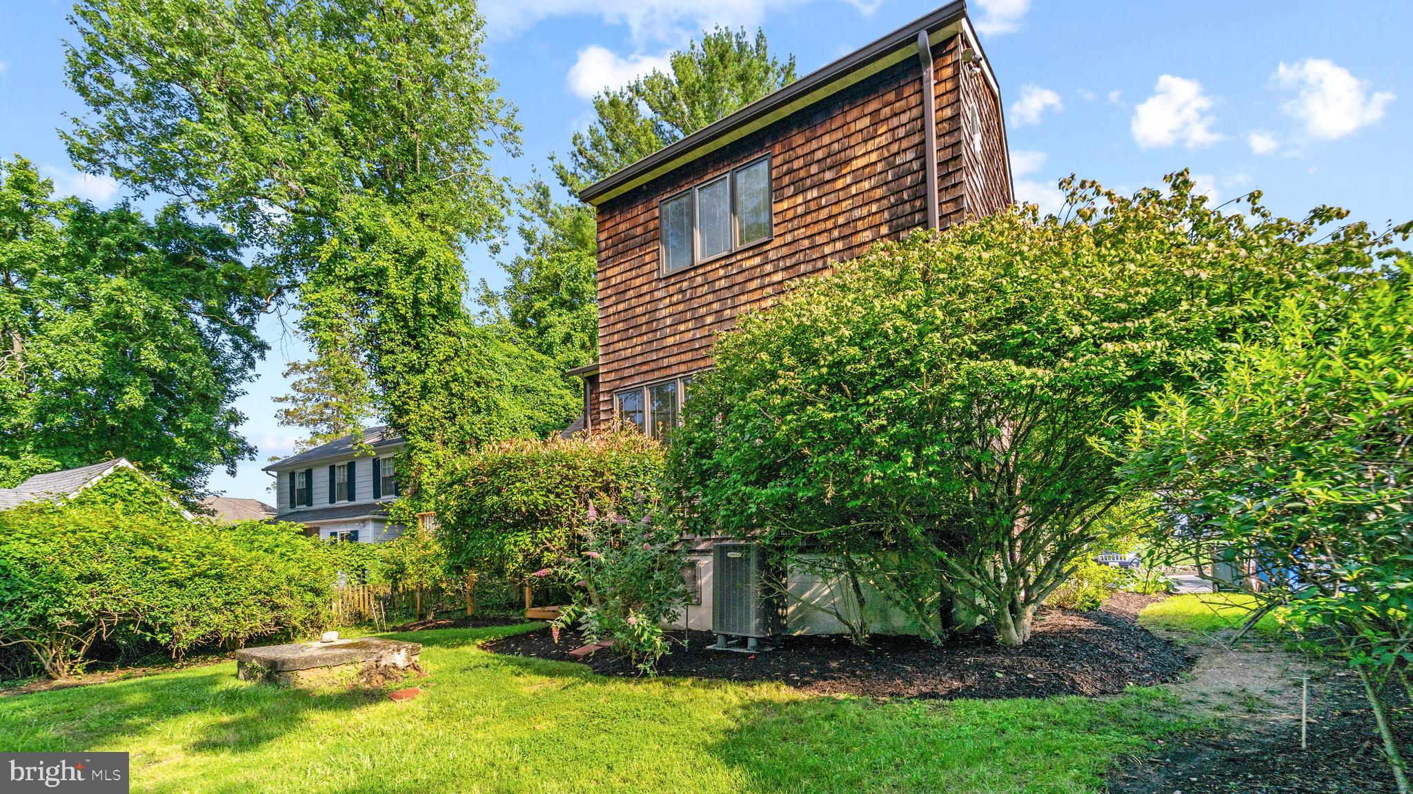 PIKESVILLE - Residential