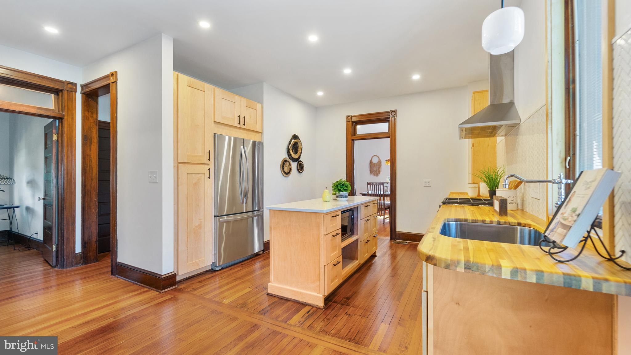 PIKESVILLE - Residential