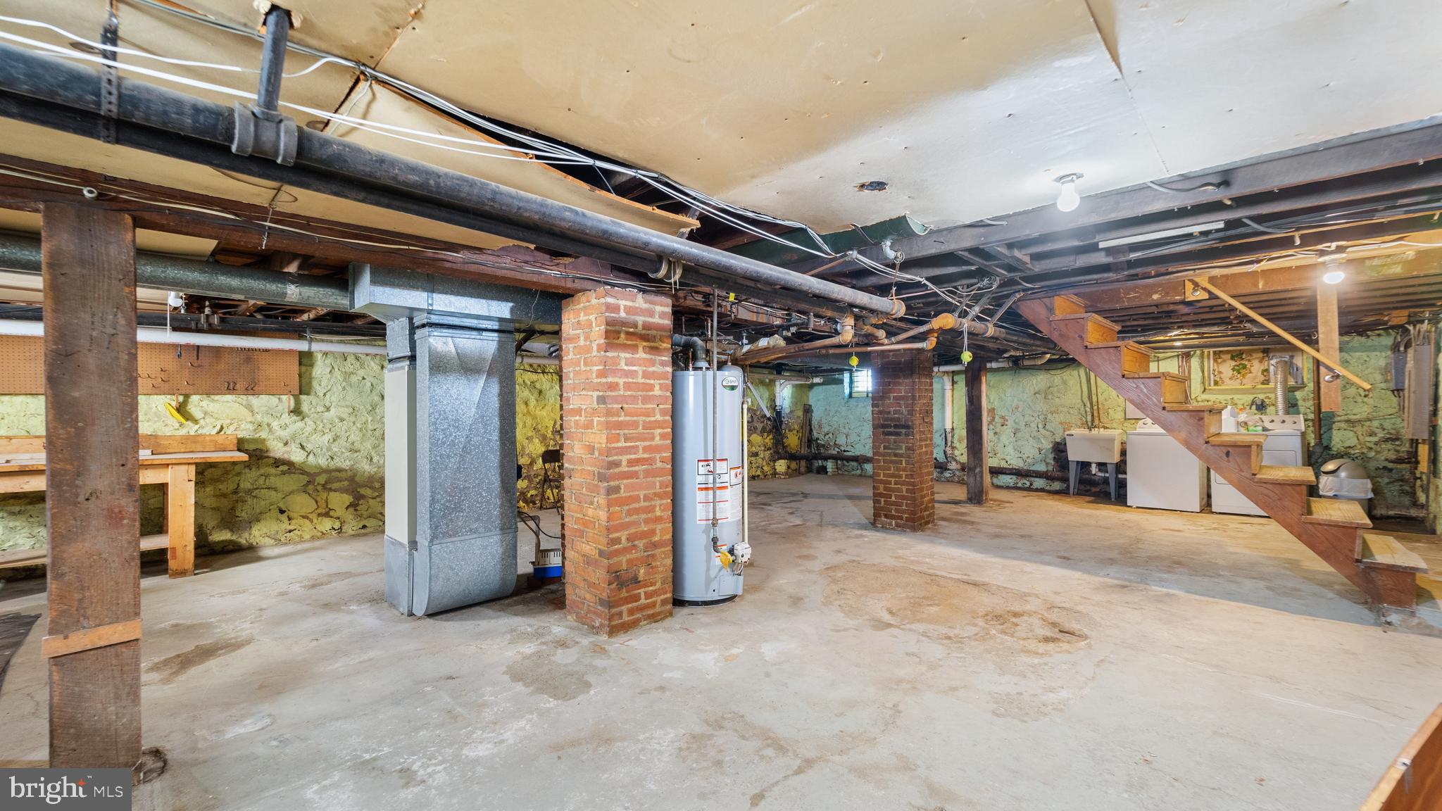 PIKESVILLE - Residential