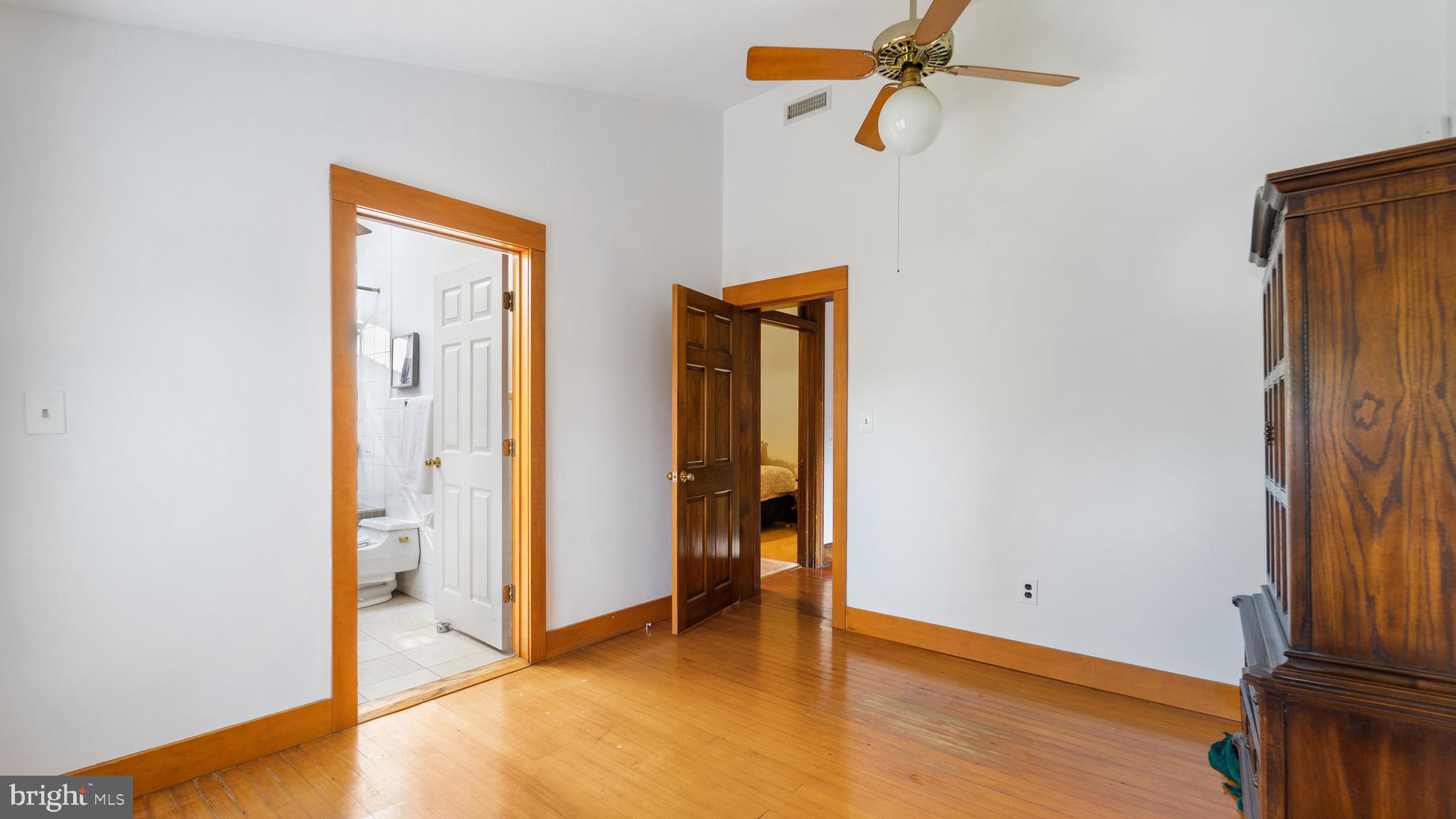 PIKESVILLE - Residential