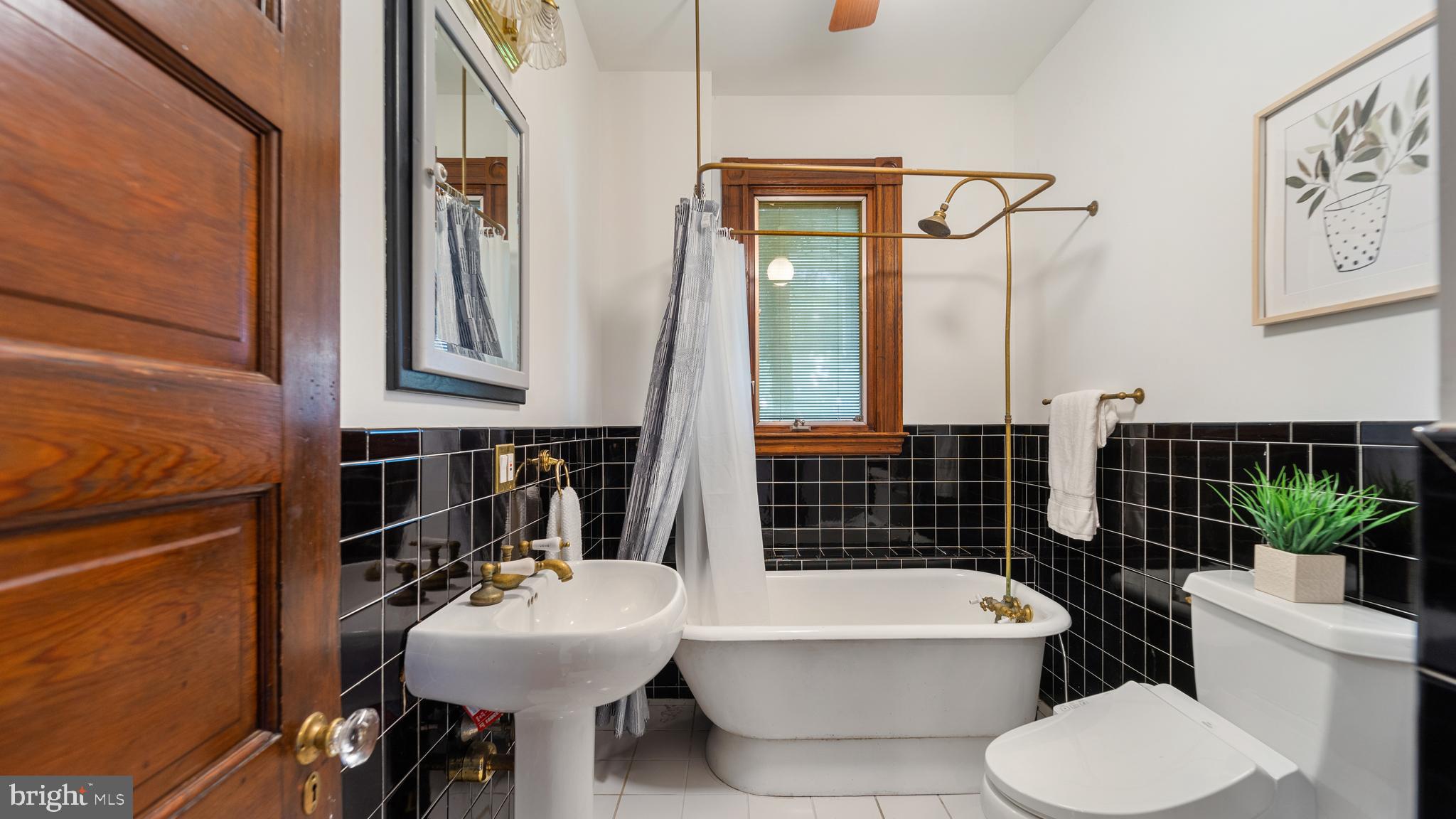 PIKESVILLE - Residential