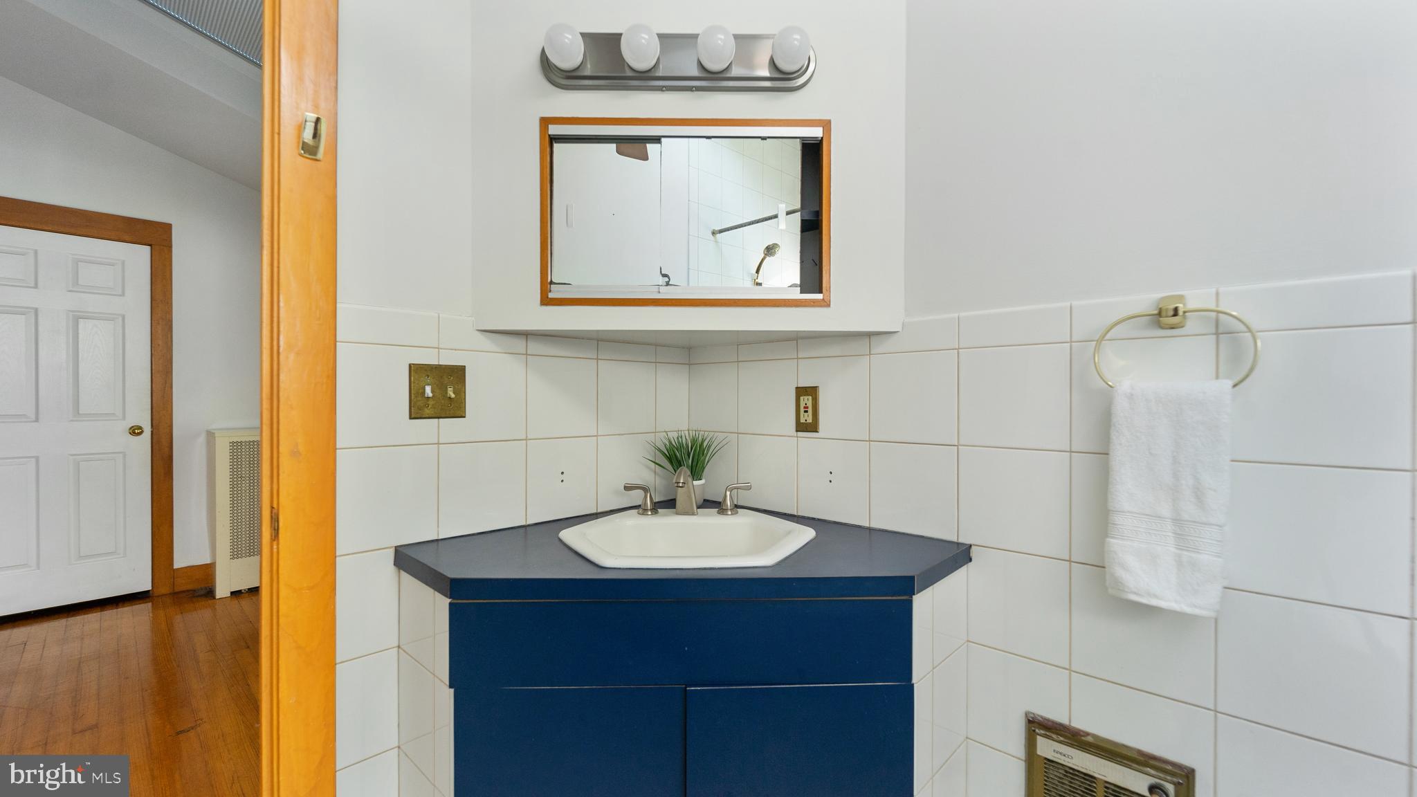 PIKESVILLE - Residential