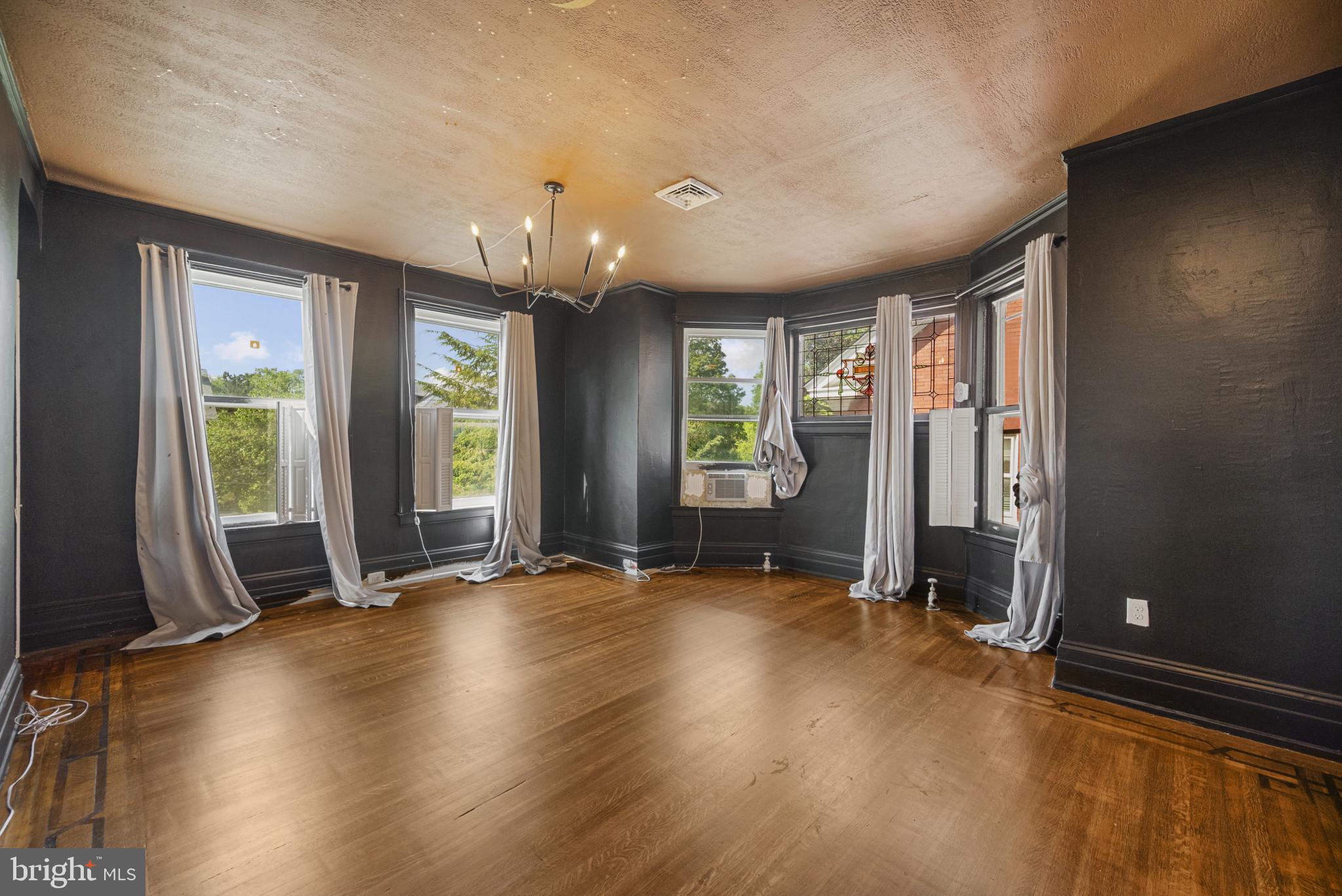 YORK CITY - Residential