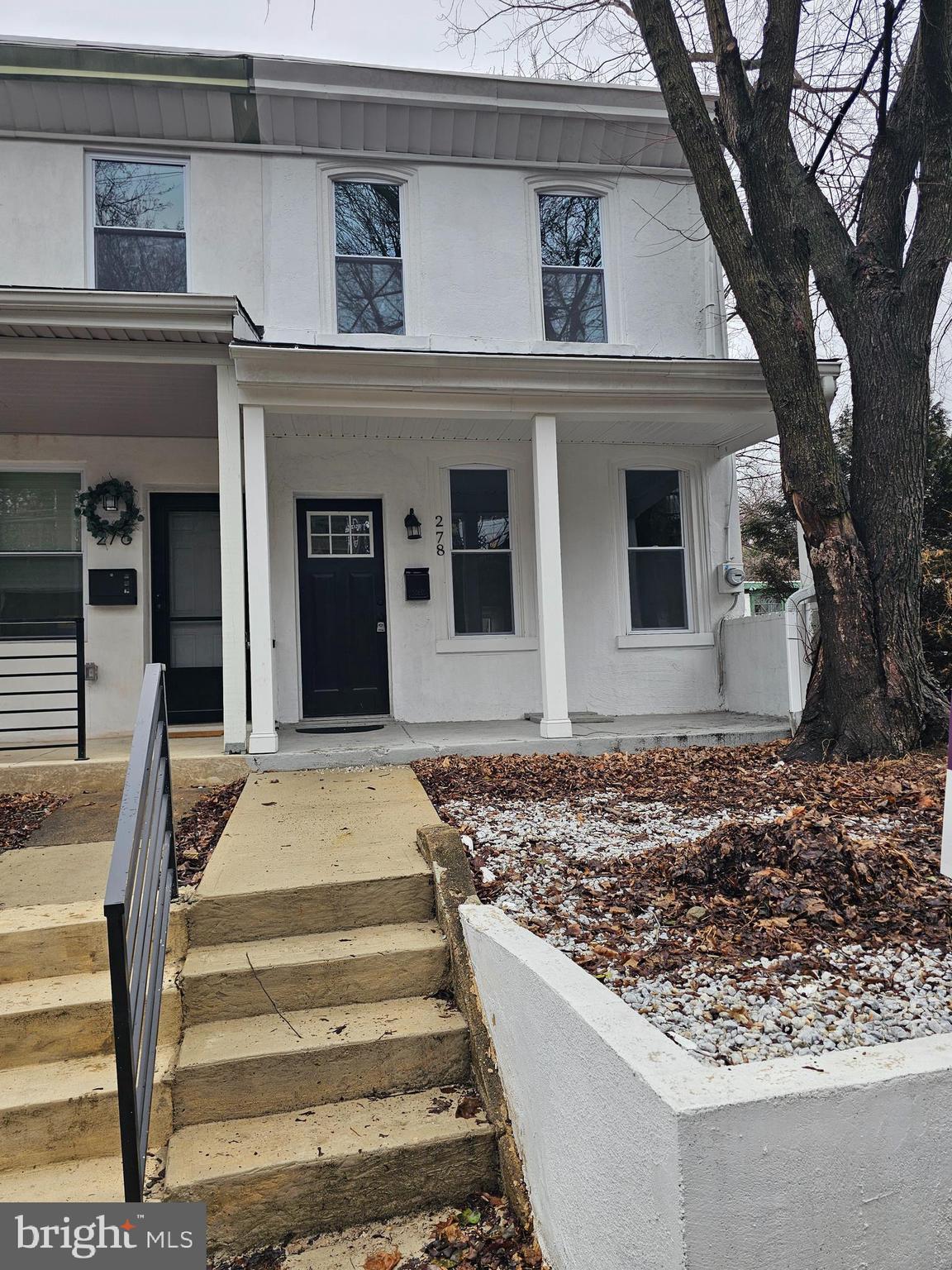 ROXBOROUGH - Residential