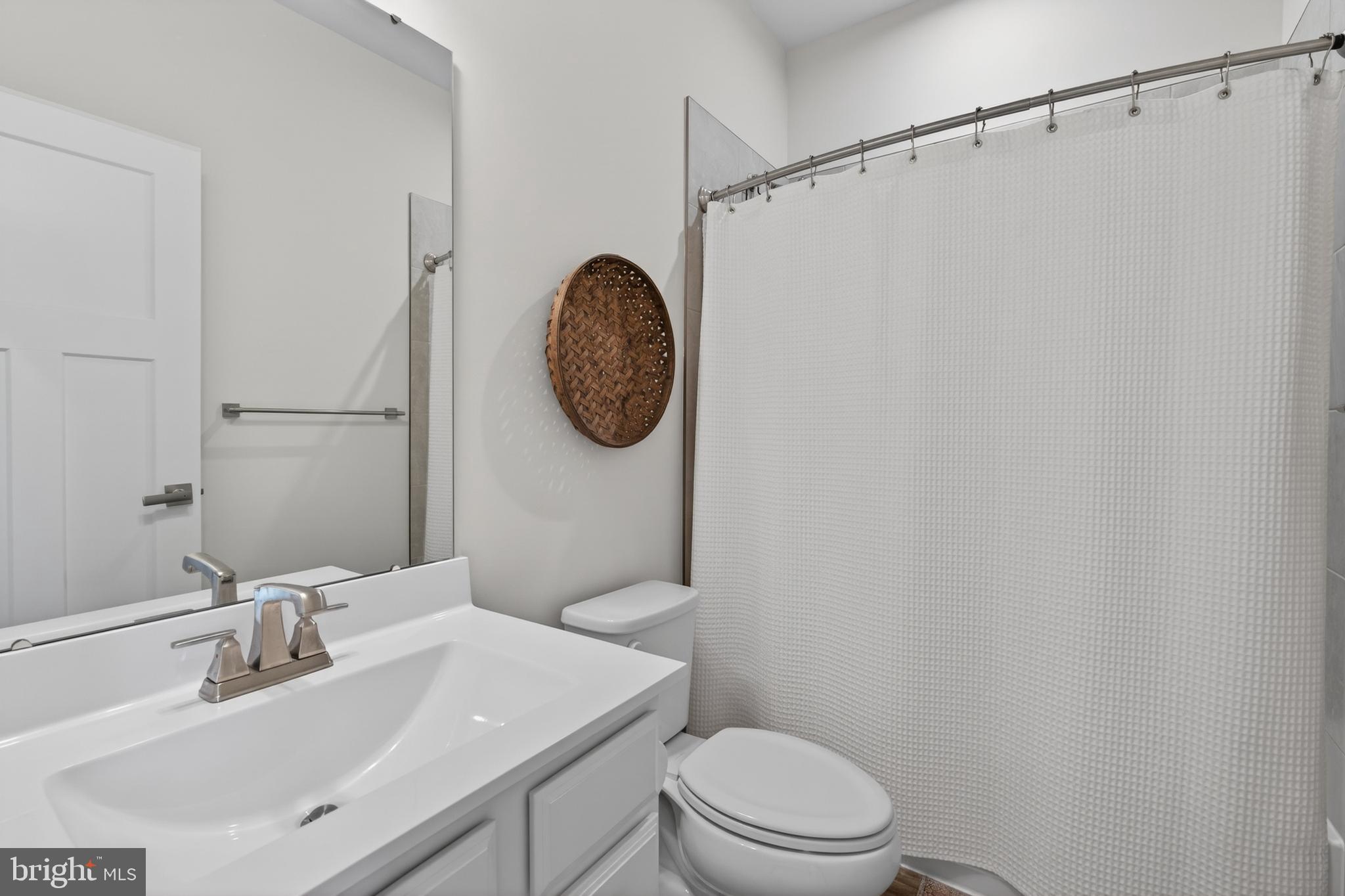 JAMES RUN TOWNHOMES - Residential