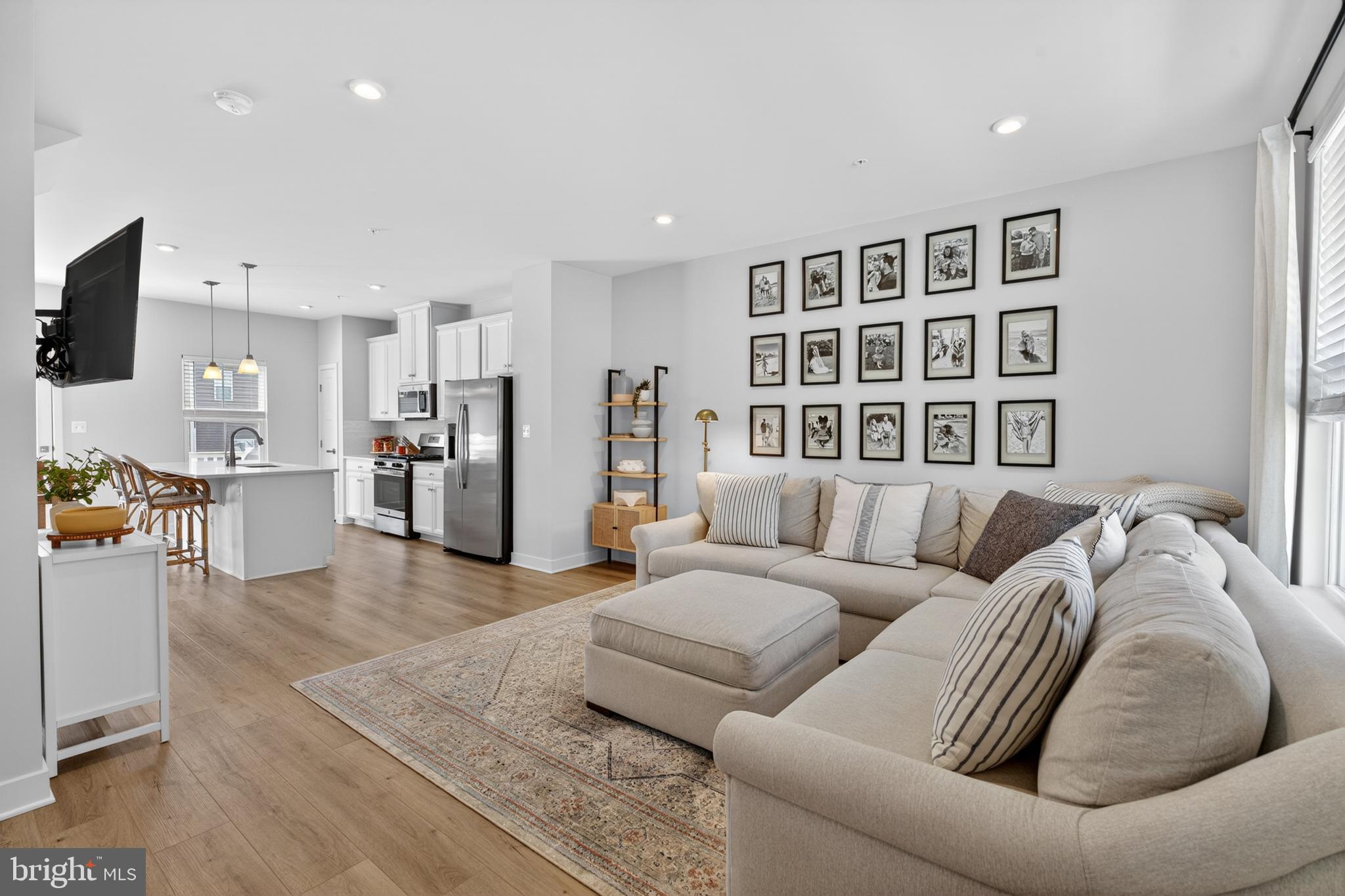 JAMES RUN TOWNHOMES - Residential