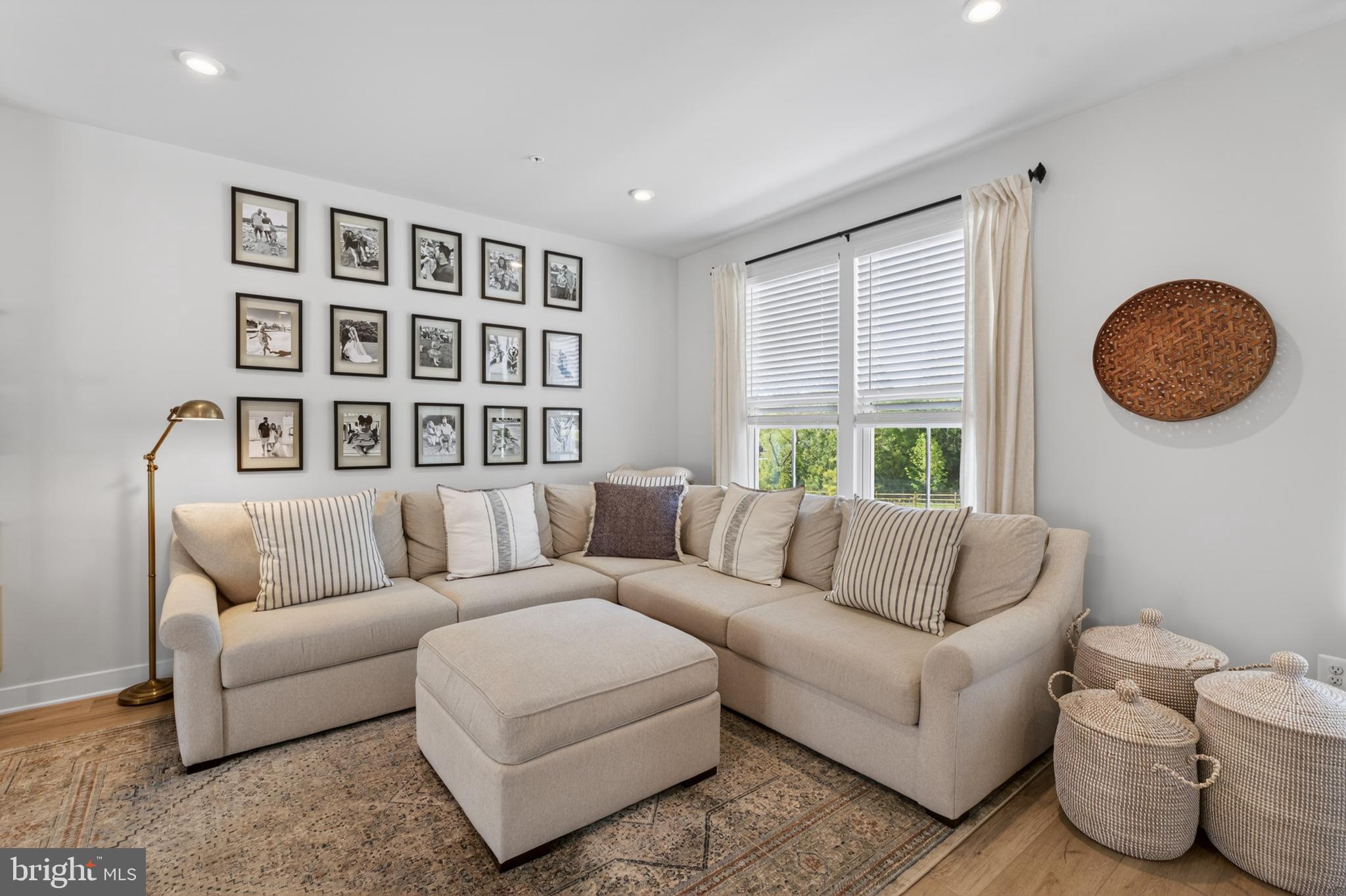 JAMES RUN TOWNHOMES - Residential