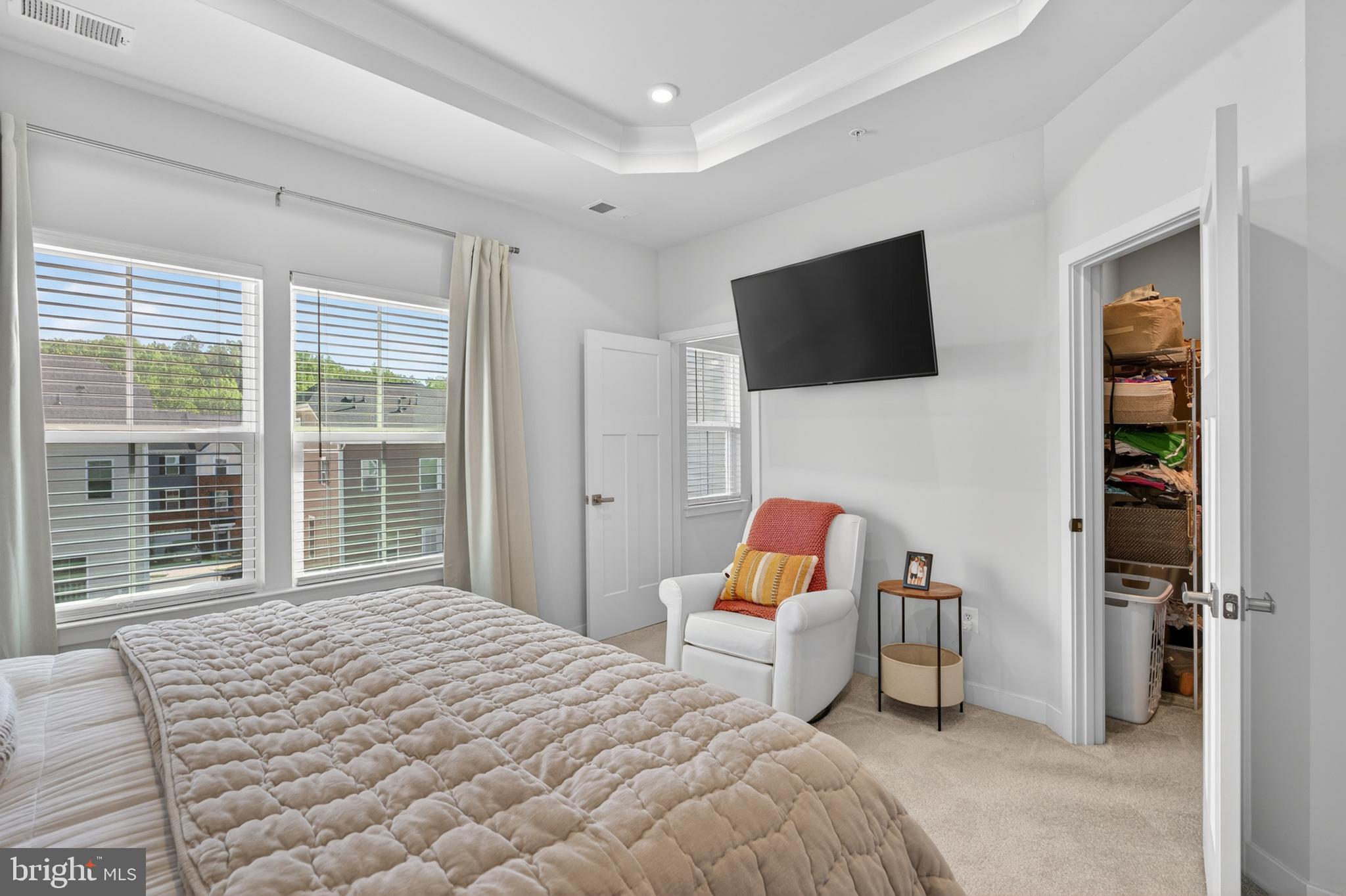 JAMES RUN TOWNHOMES - Residential