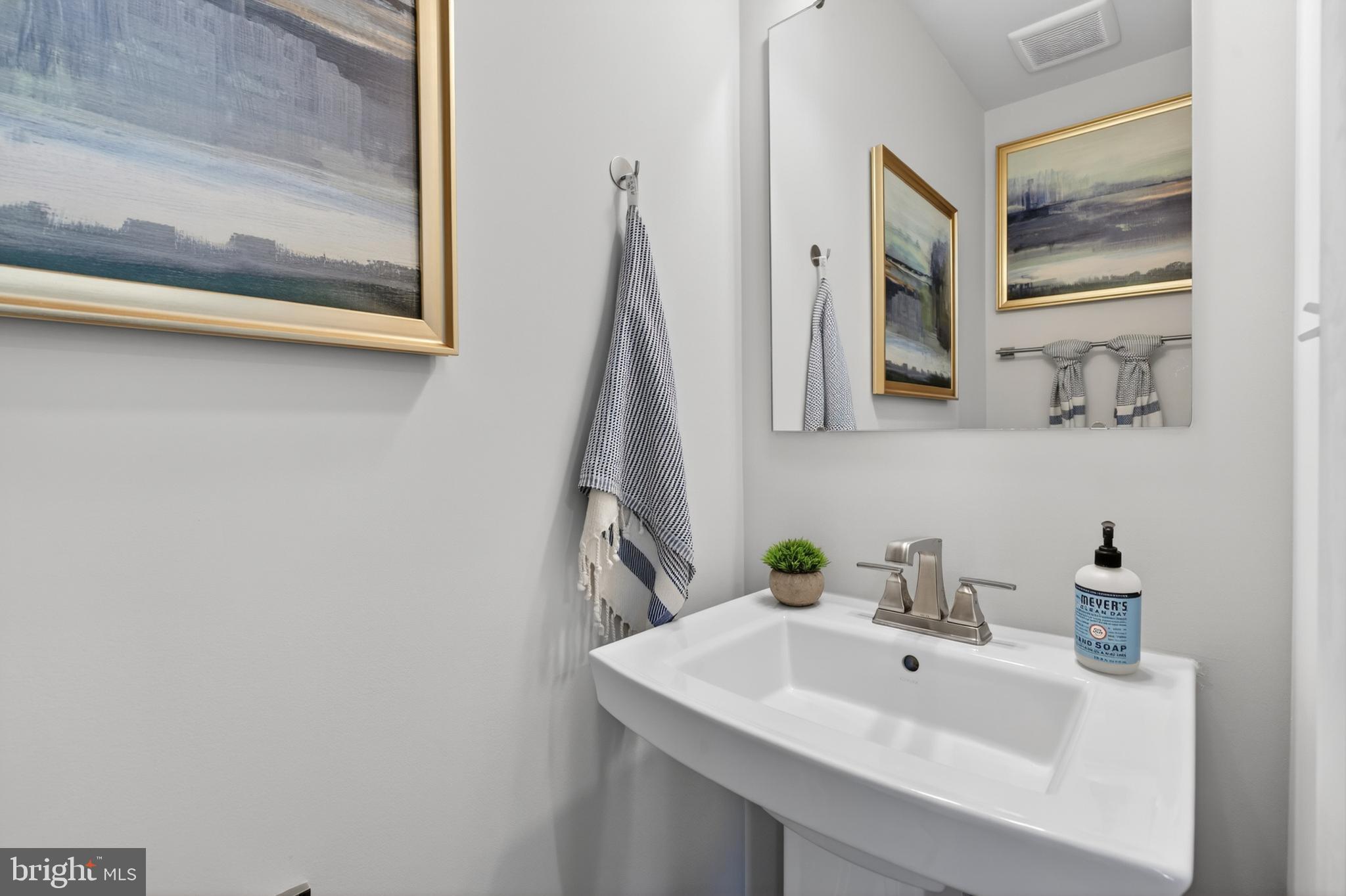 JAMES RUN TOWNHOMES - Residential