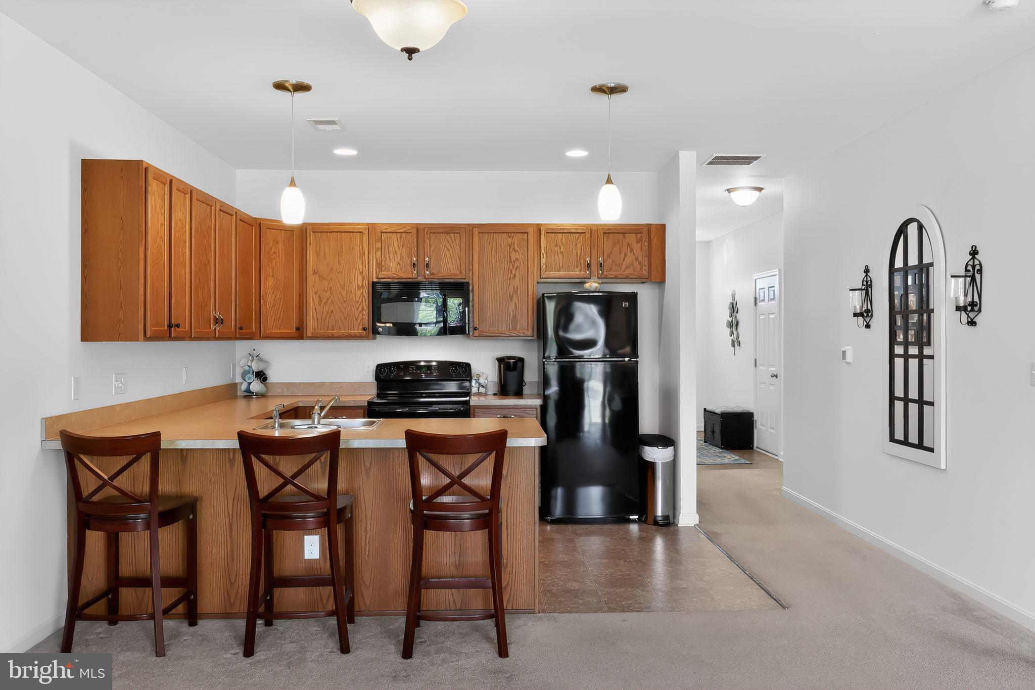 SPRING MEADOW - Residential