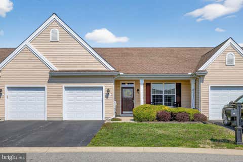 Townhouse For Sale - 39 Thistle Court<br/> SMYRNA, DE 19977