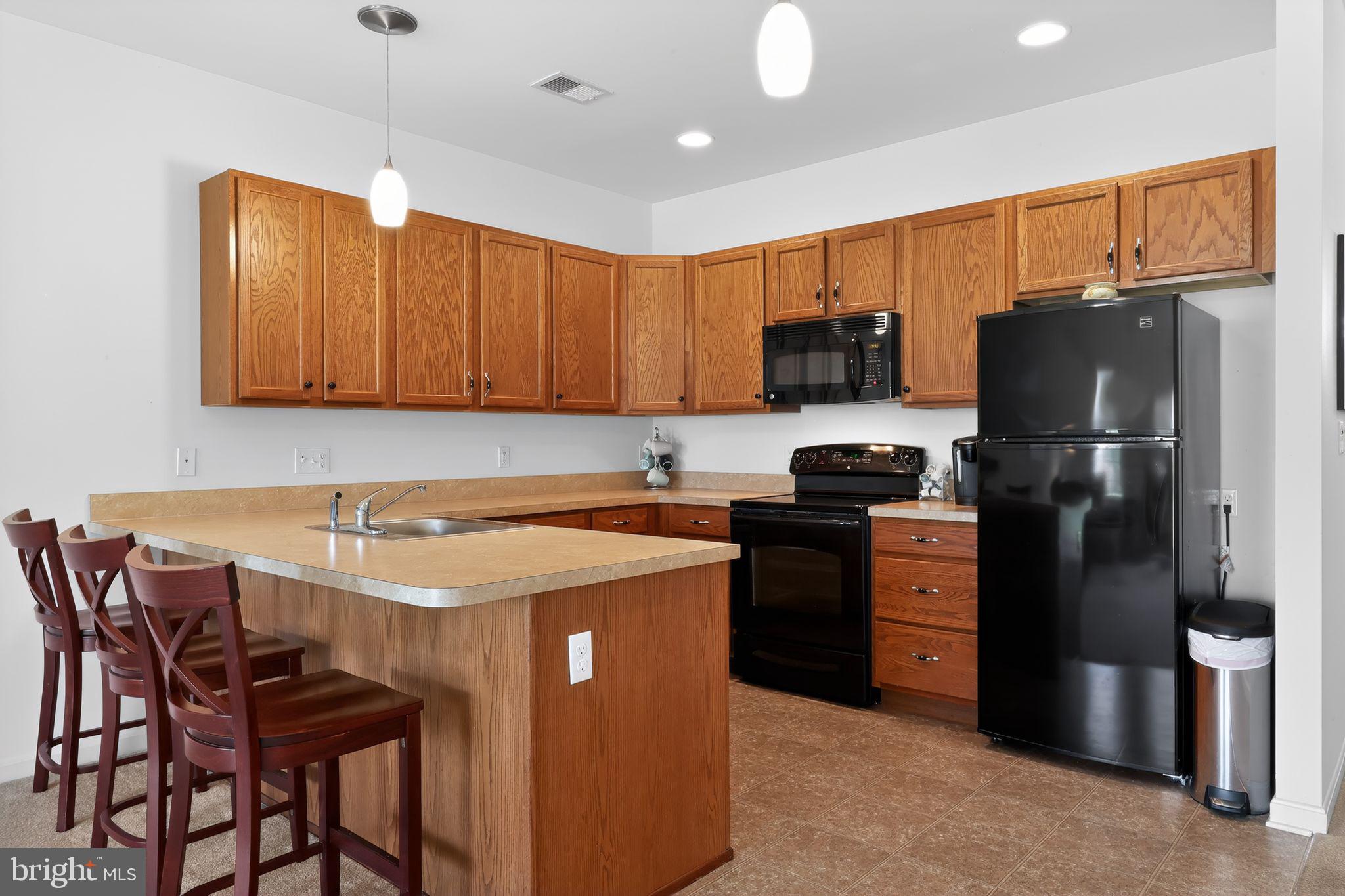 SPRING MEADOW - Residential