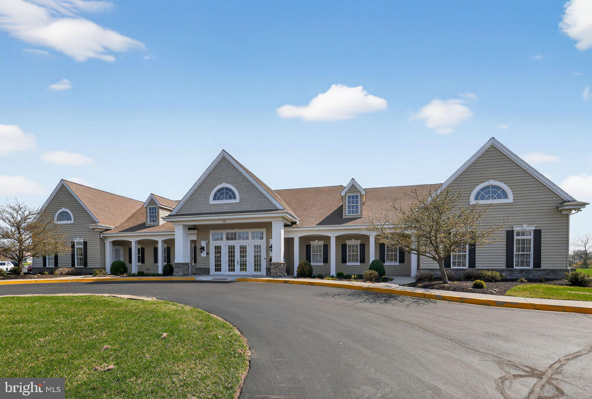 SPRING MEADOW - Residential