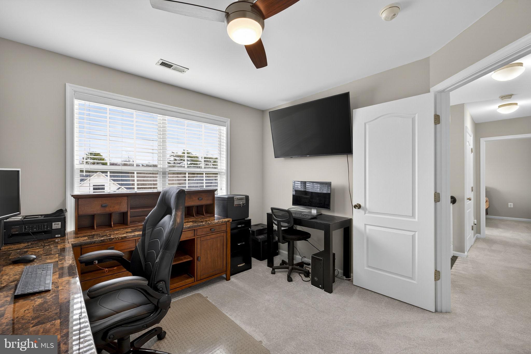 LAKE HOLIDAY ESTATES - Residential