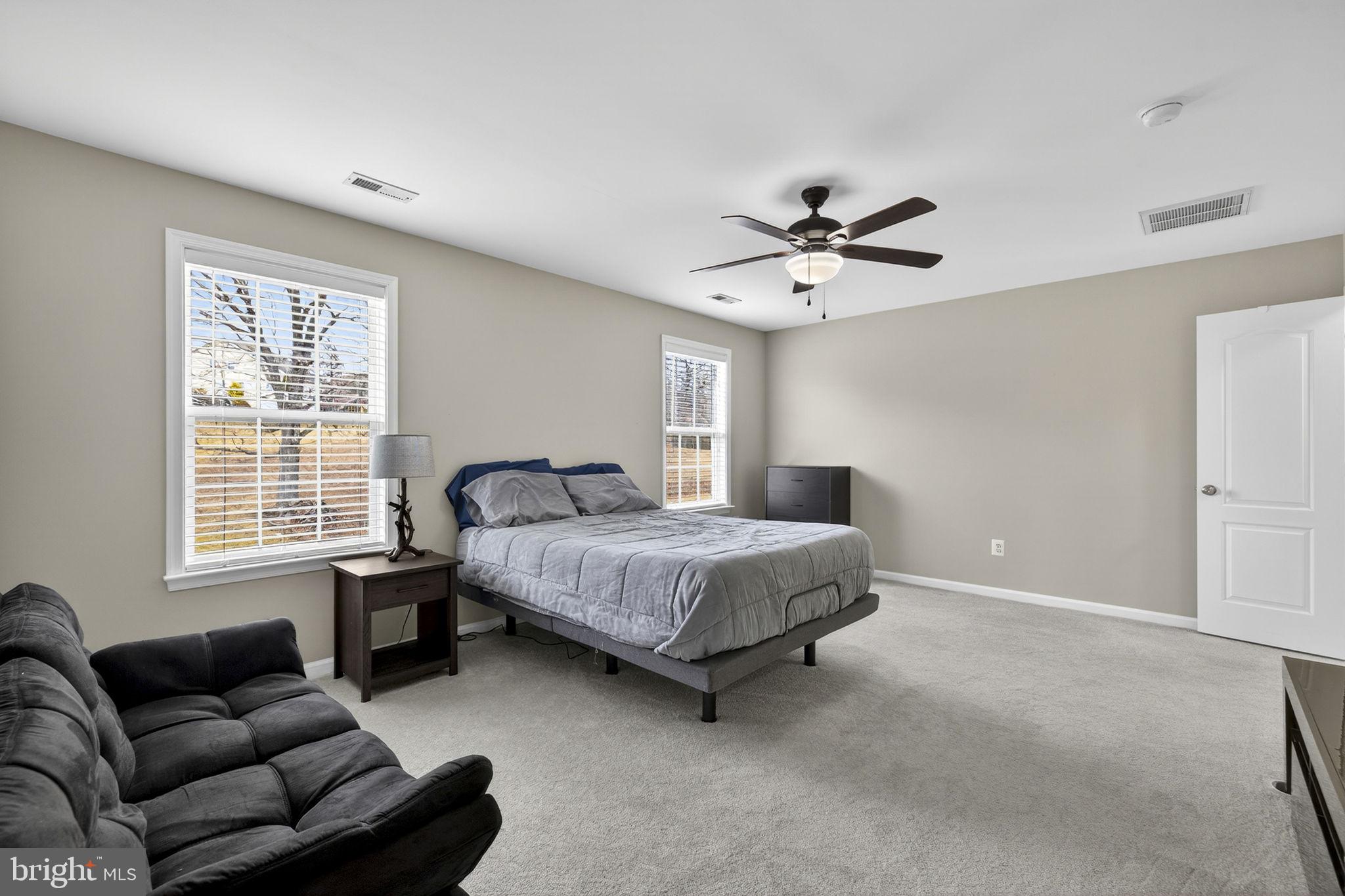 LAKE HOLIDAY ESTATES - Residential