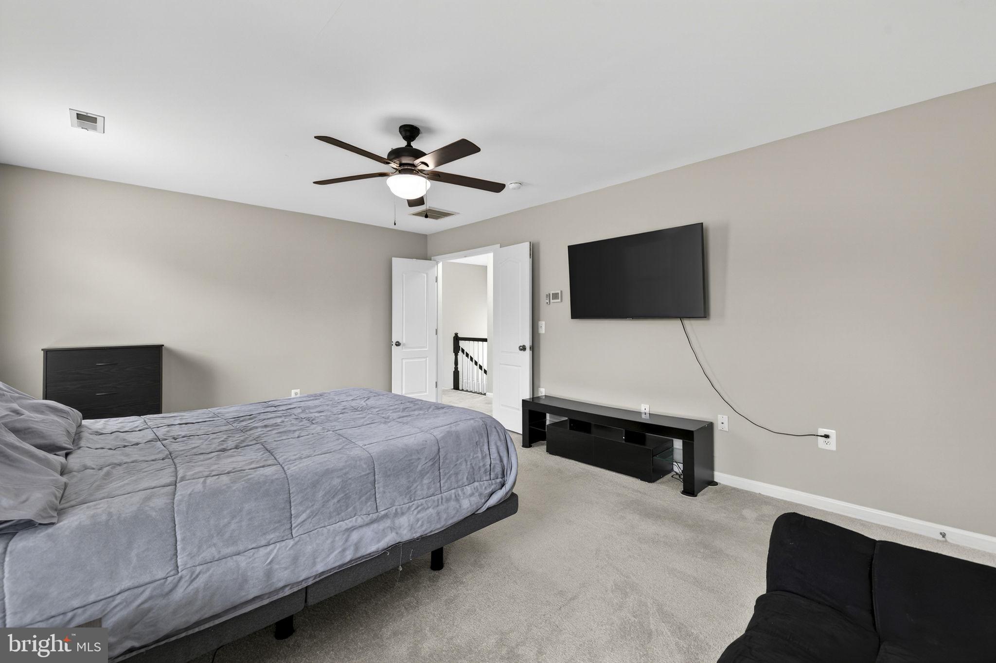 LAKE HOLIDAY ESTATES - Residential