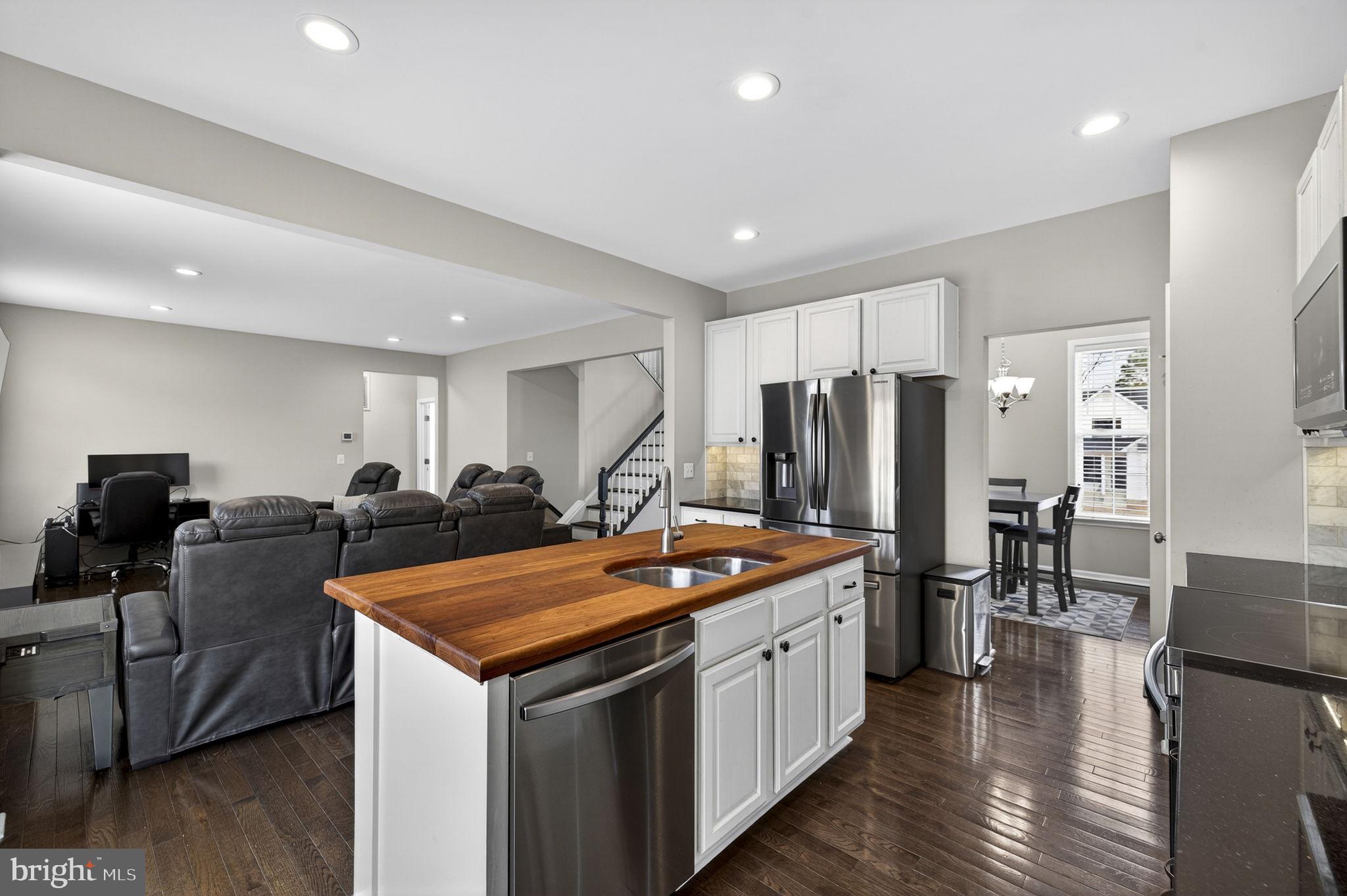 LAKE HOLIDAY ESTATES - Residential