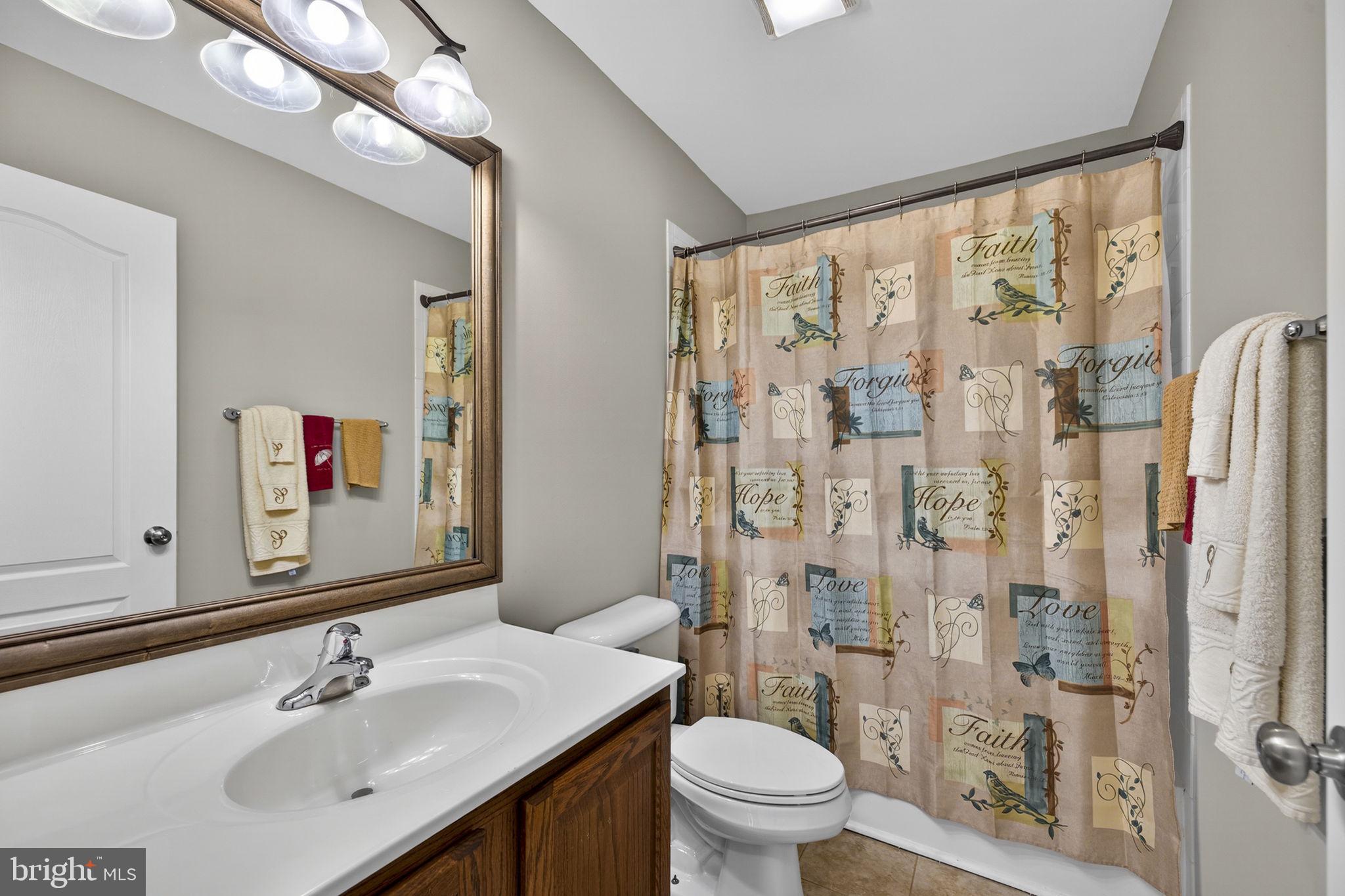 LAKE HOLIDAY ESTATES - Residential