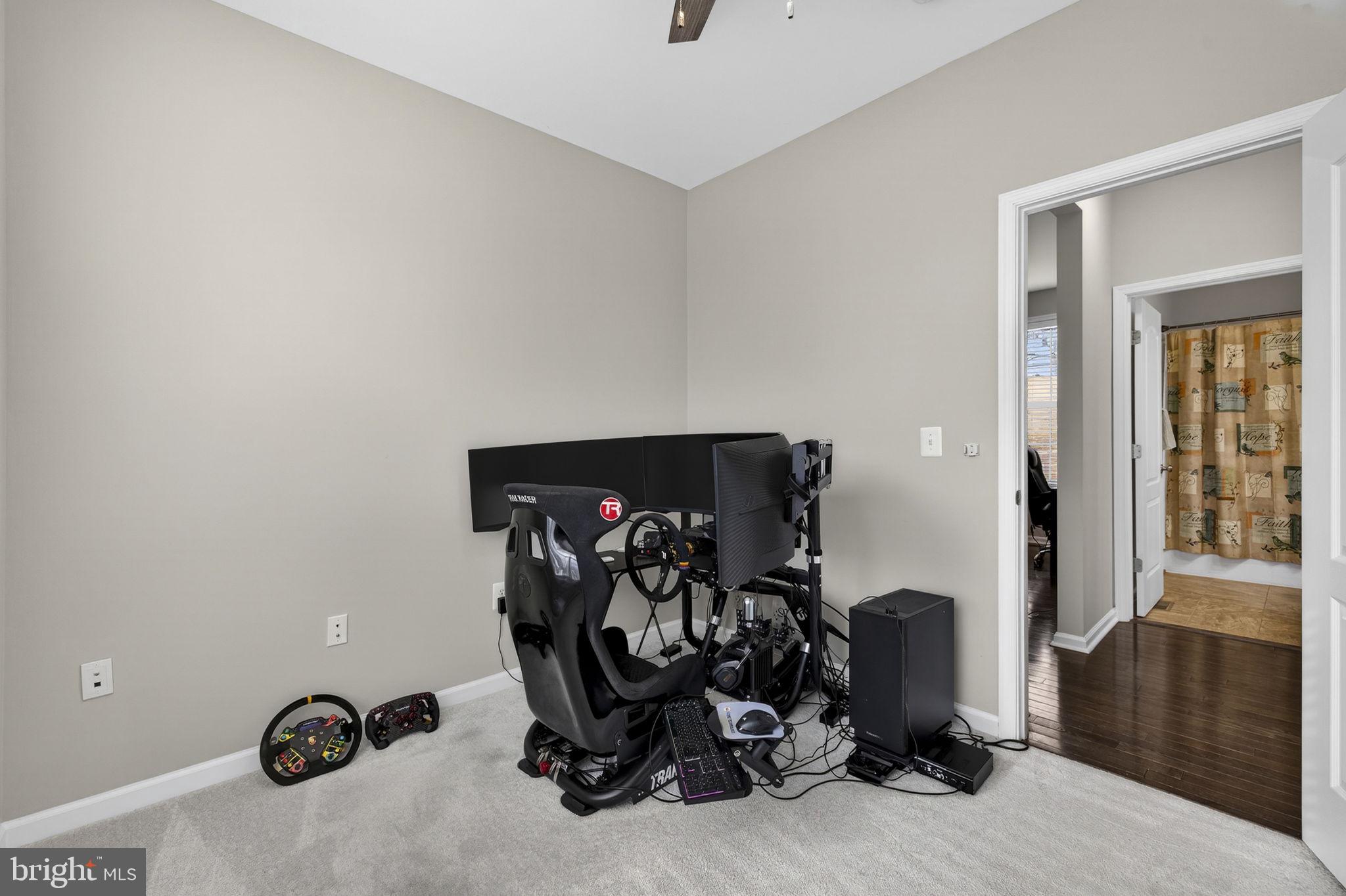 LAKE HOLIDAY ESTATES - Residential