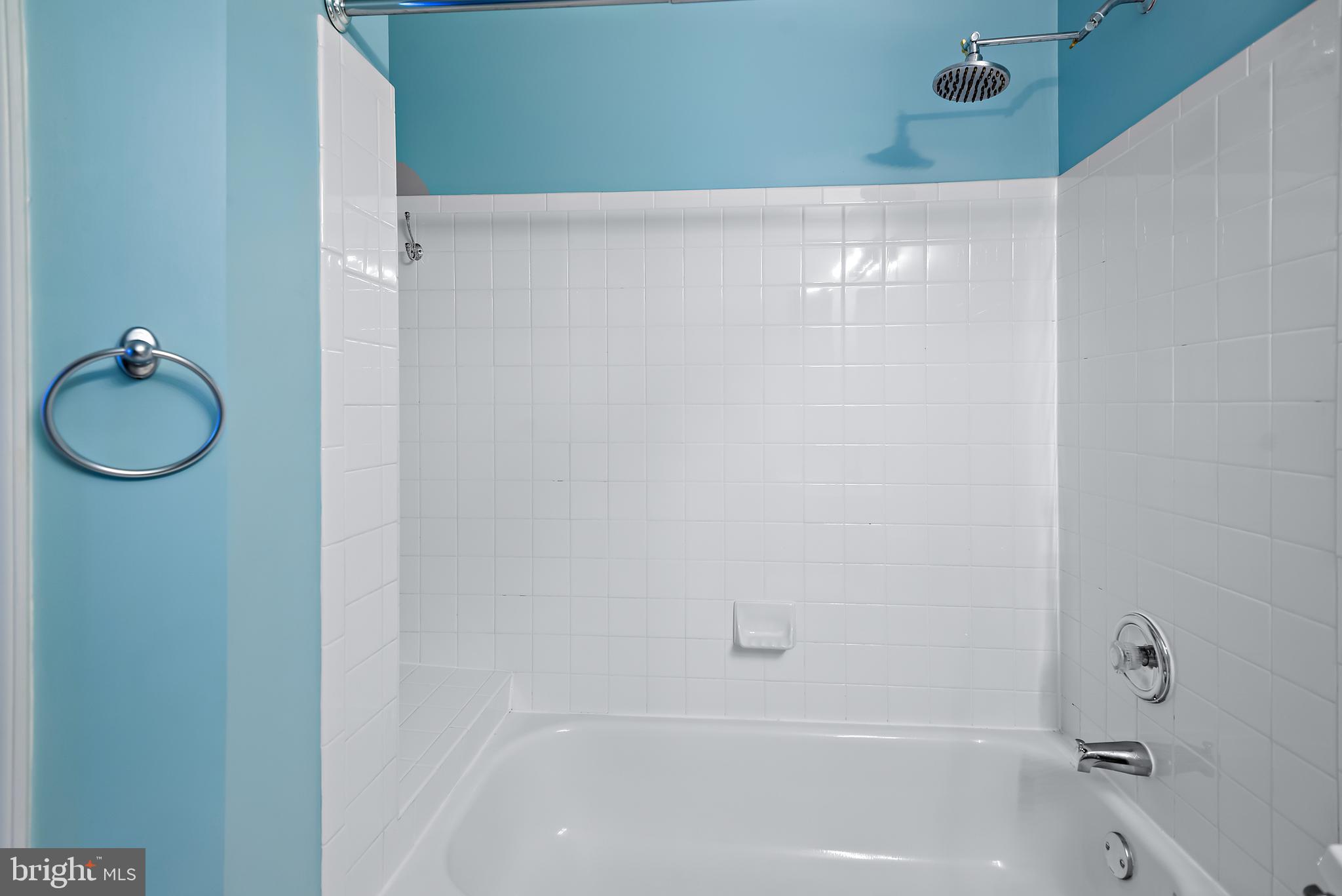 ASHLEIGH WOODS - Residential