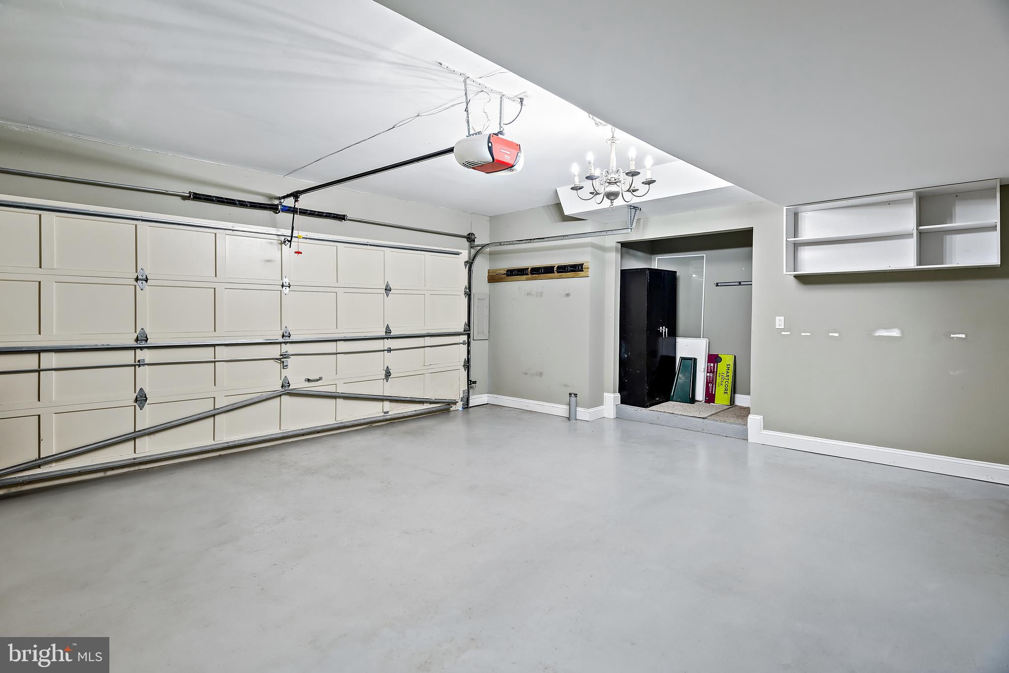 ASHLEIGH WOODS - Residential