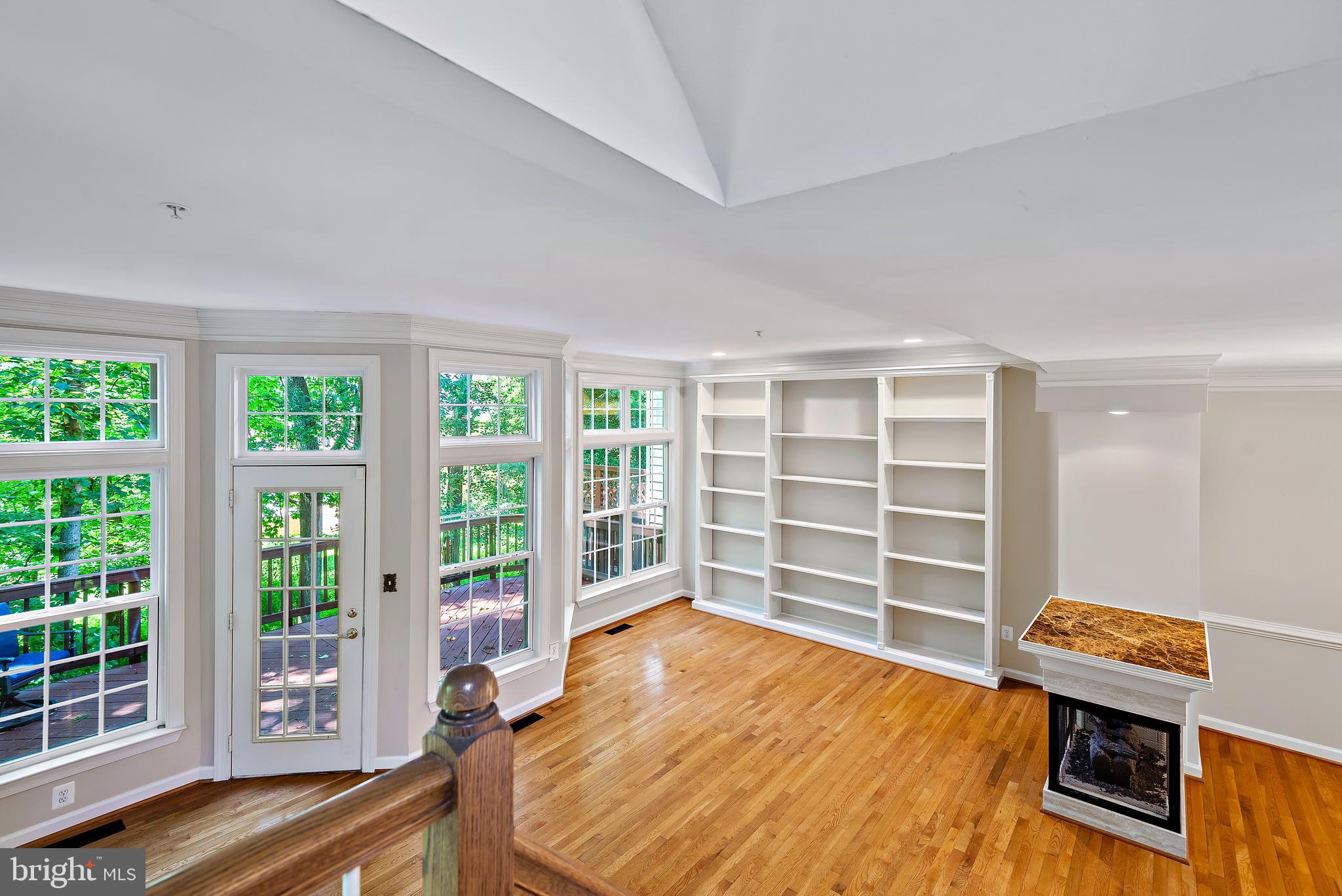 ASHLEIGH WOODS - Residential