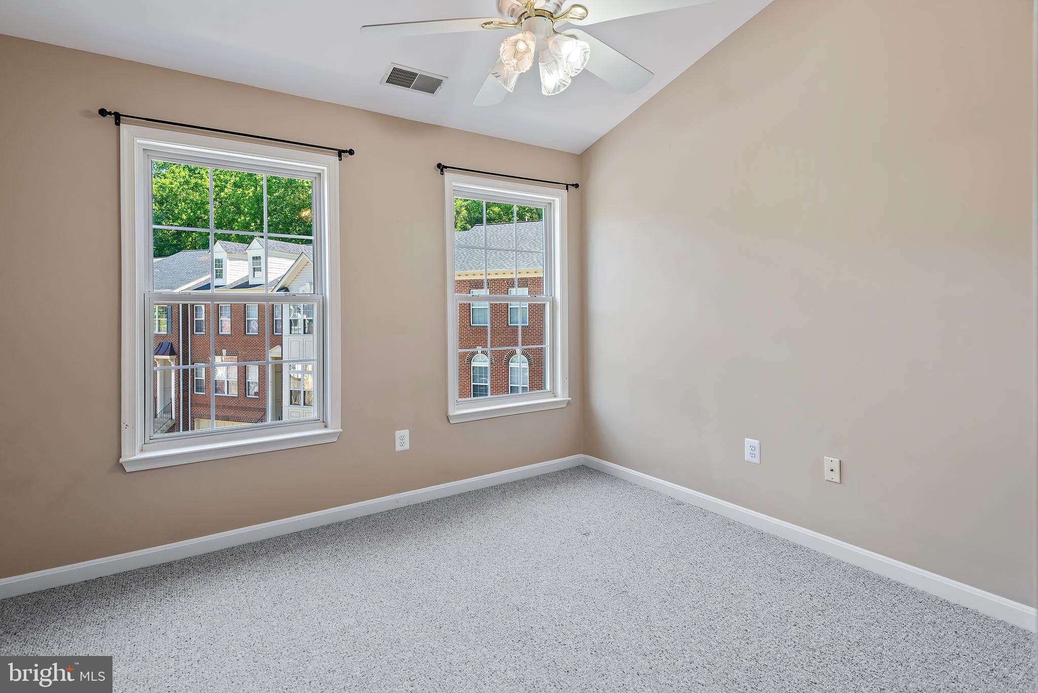 ASHLEIGH WOODS - Residential