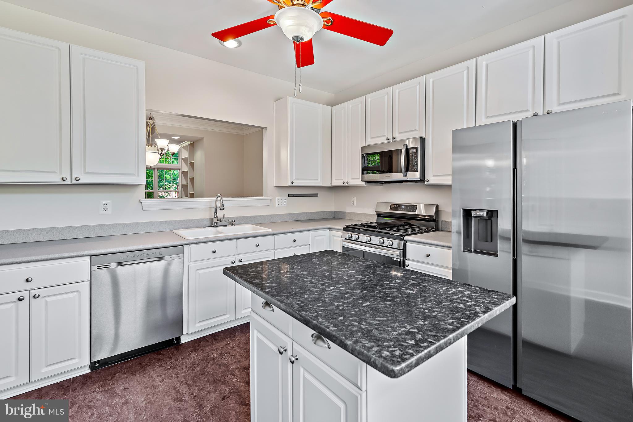 ASHLEIGH WOODS - Residential